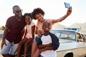 Family on Road Trip Taking a Selfie | Glenview, IL