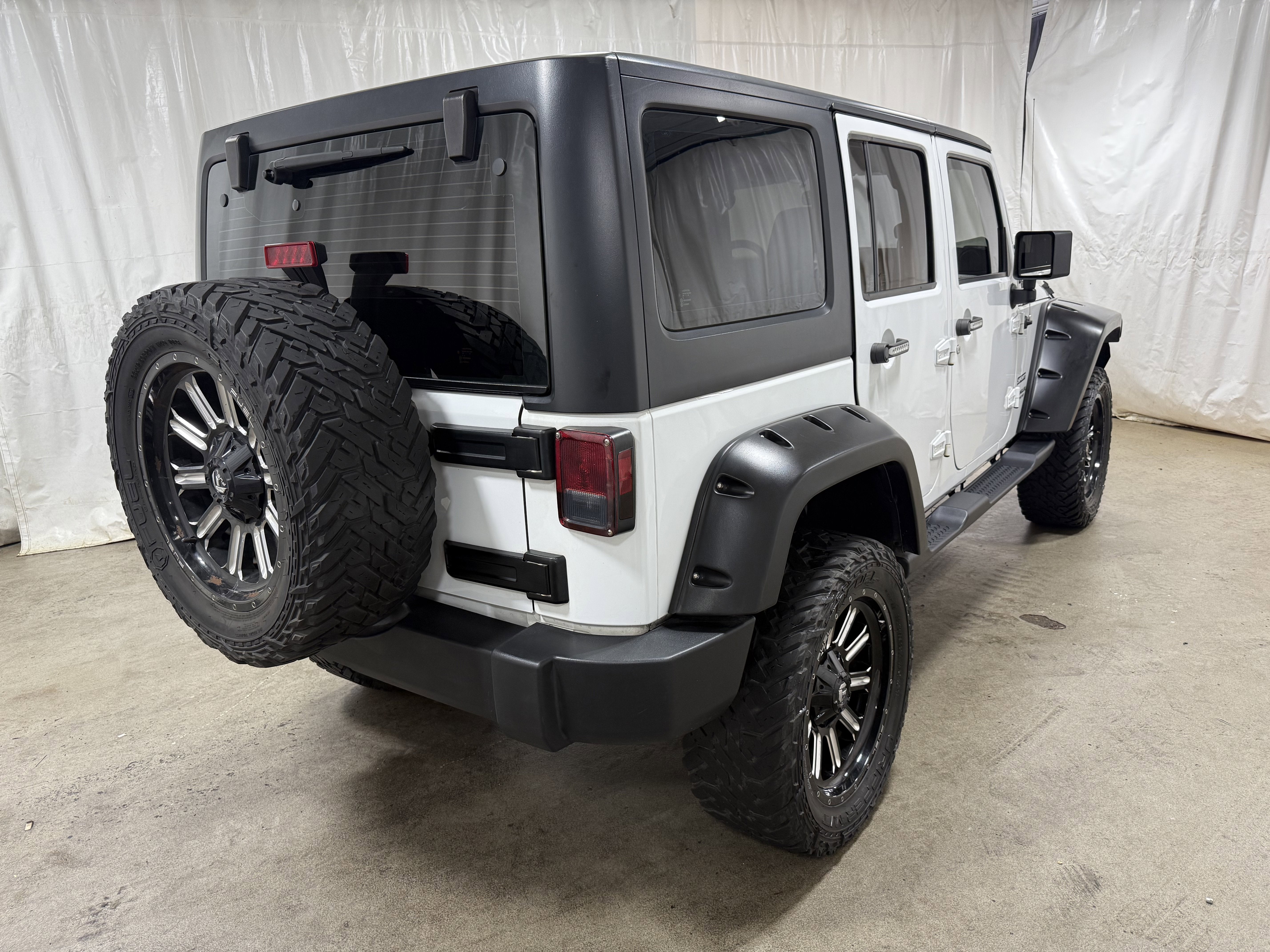 2017 Jeep Wrangler Unlimited Sport