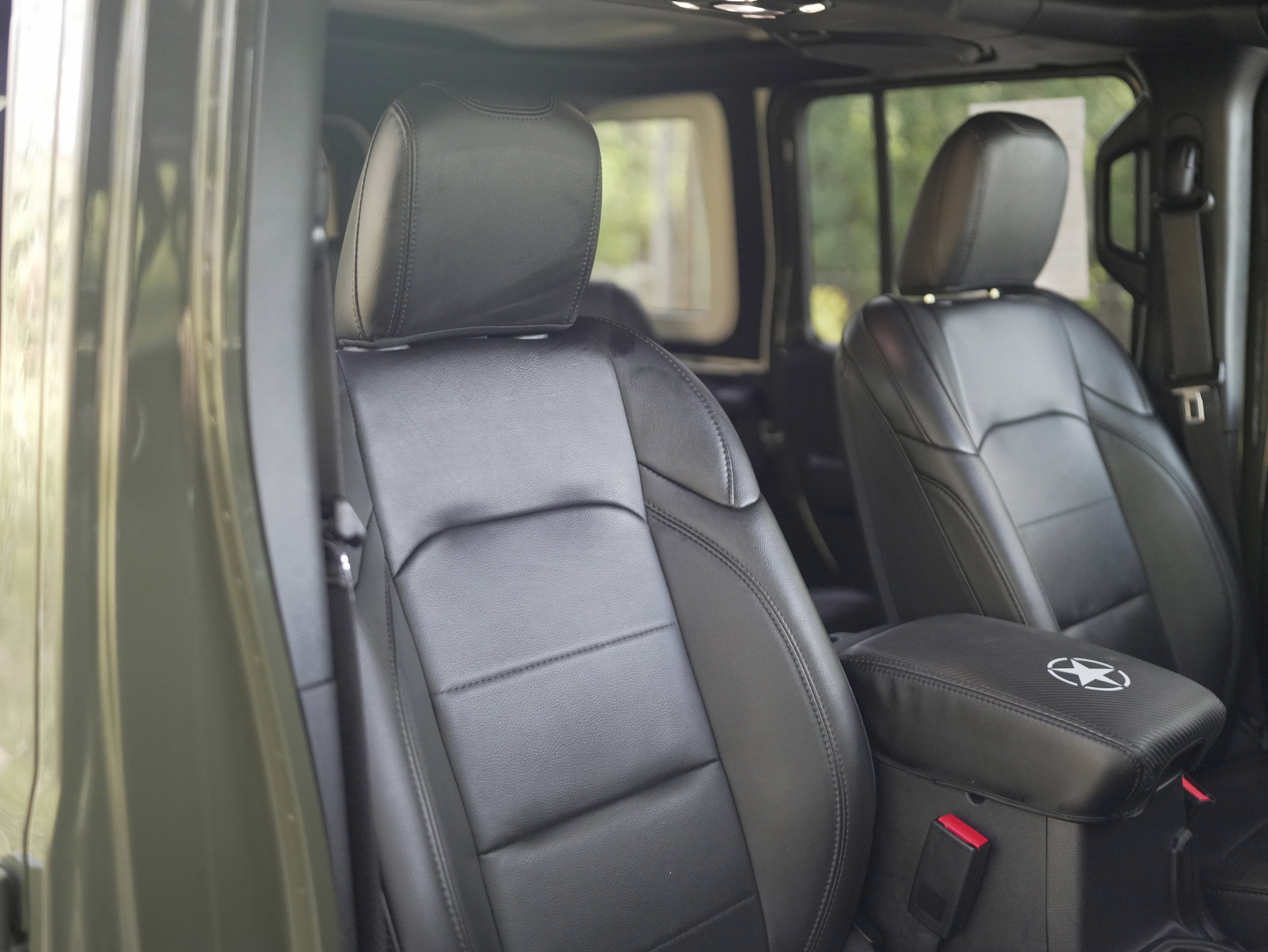 2023 Jeep Wrangler Sahara Altitude