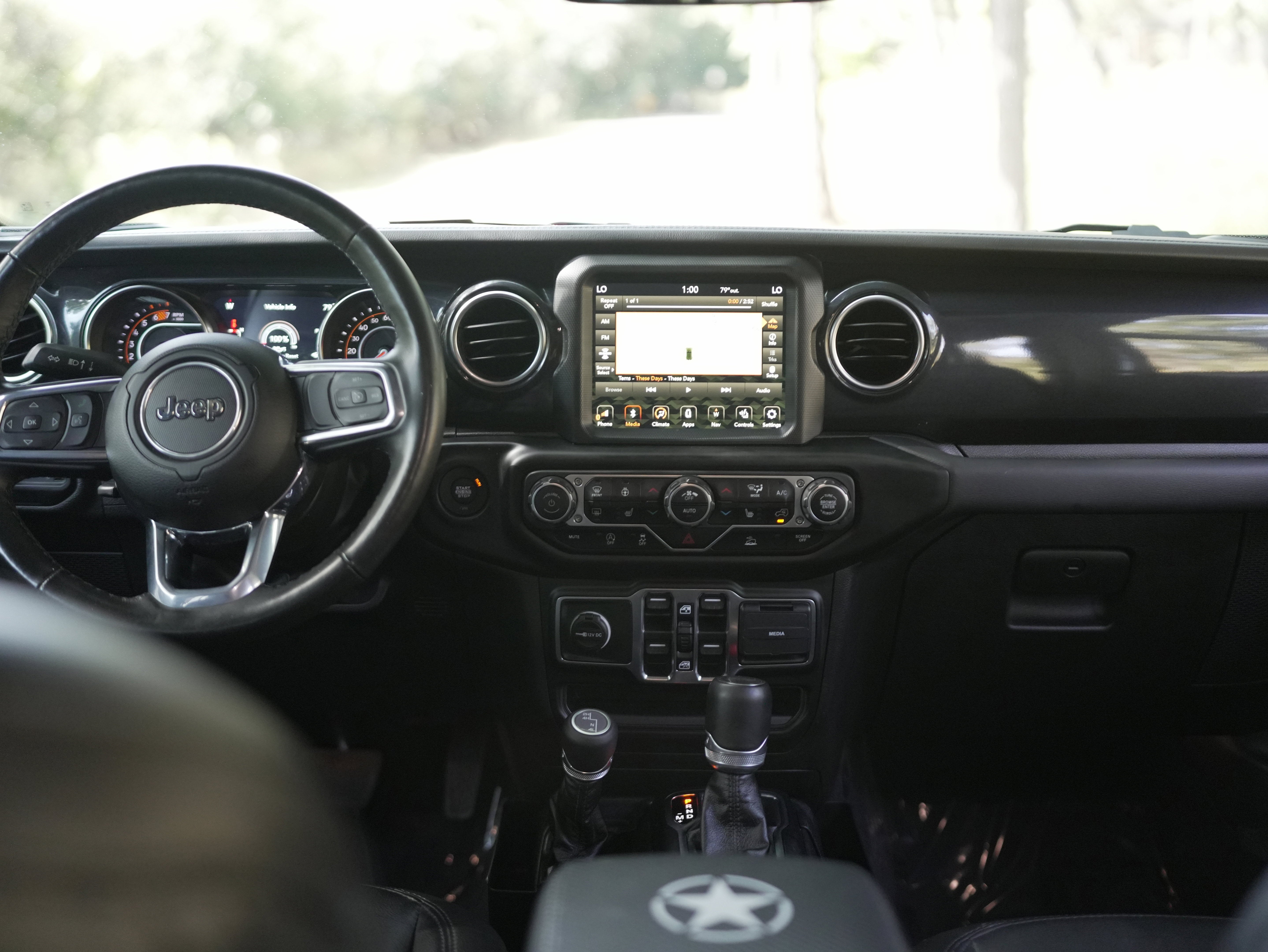 2023 Jeep Wrangler Sahara Altitude