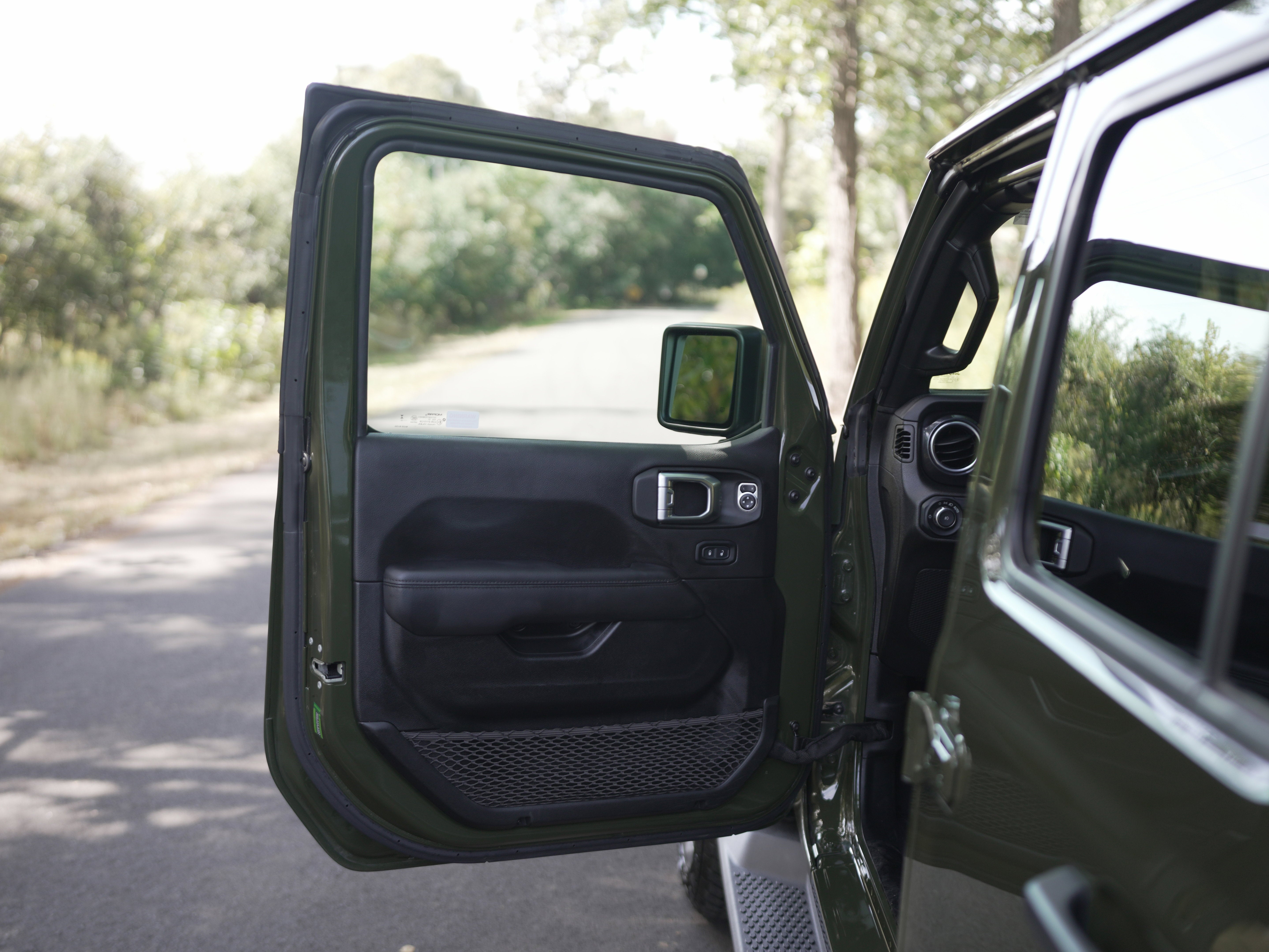 2023 Jeep Wrangler Sahara Altitude