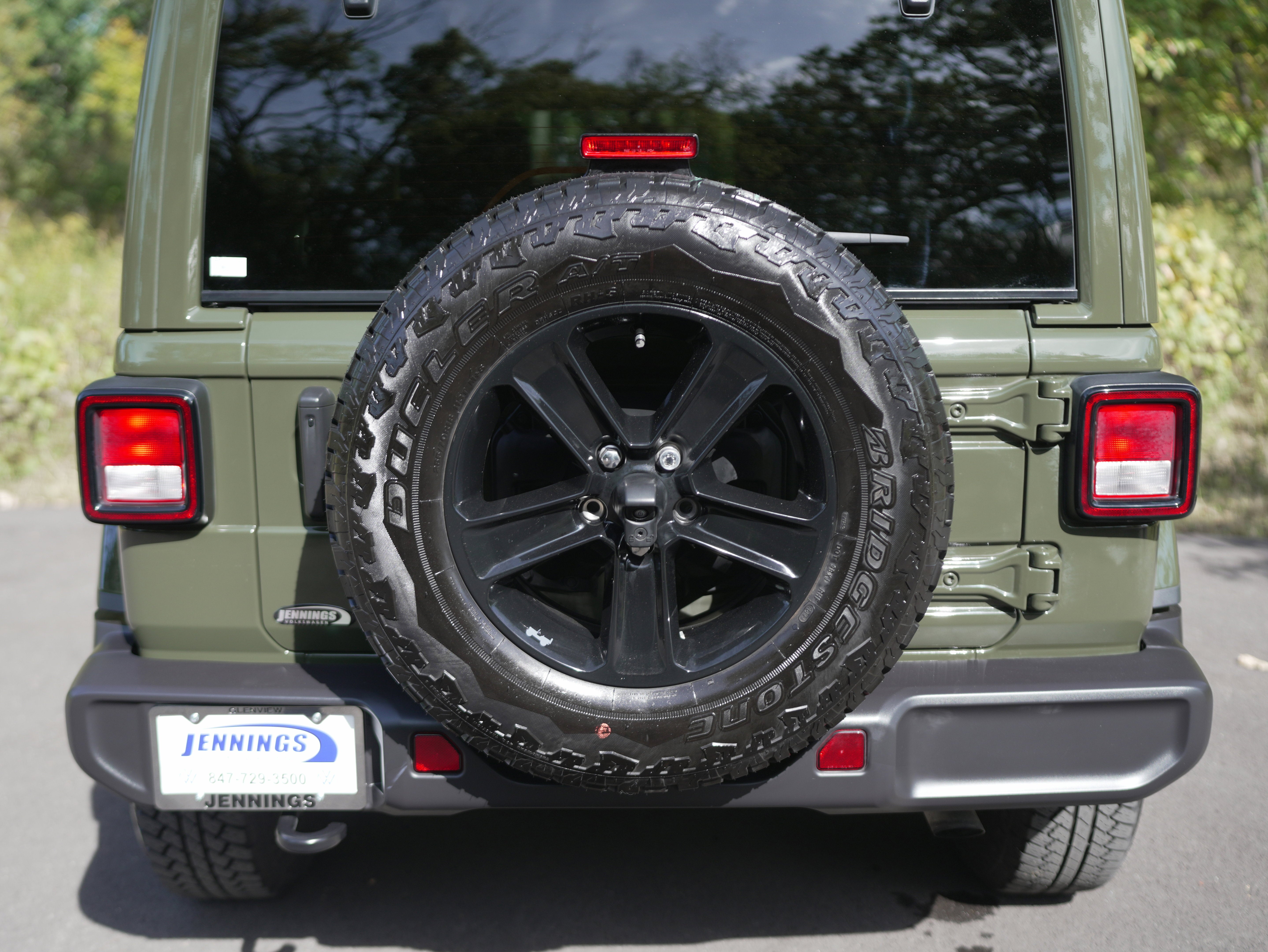 2023 Jeep Wrangler Sahara Altitude