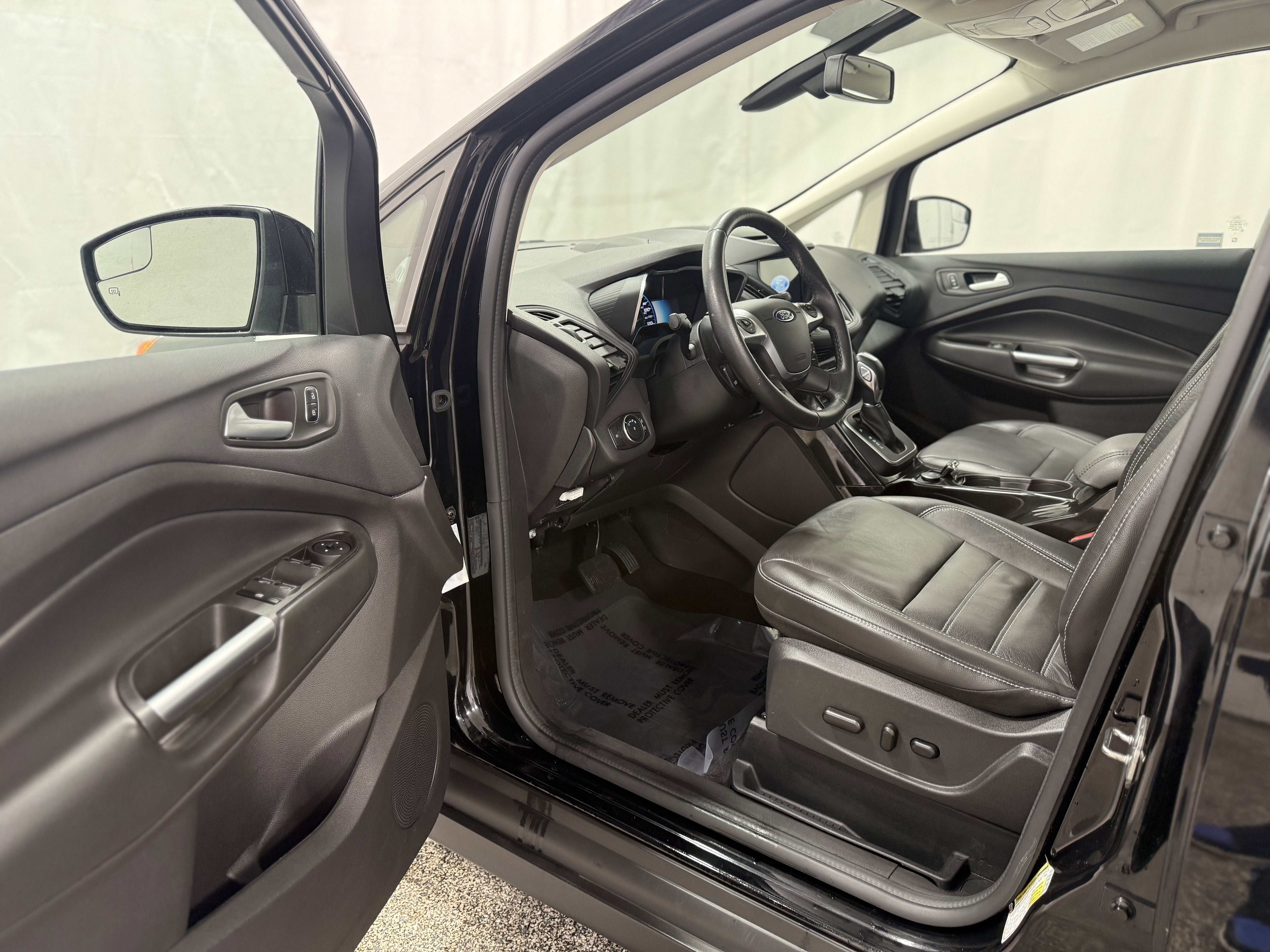 2017 Ford C-Max Energi Titanium