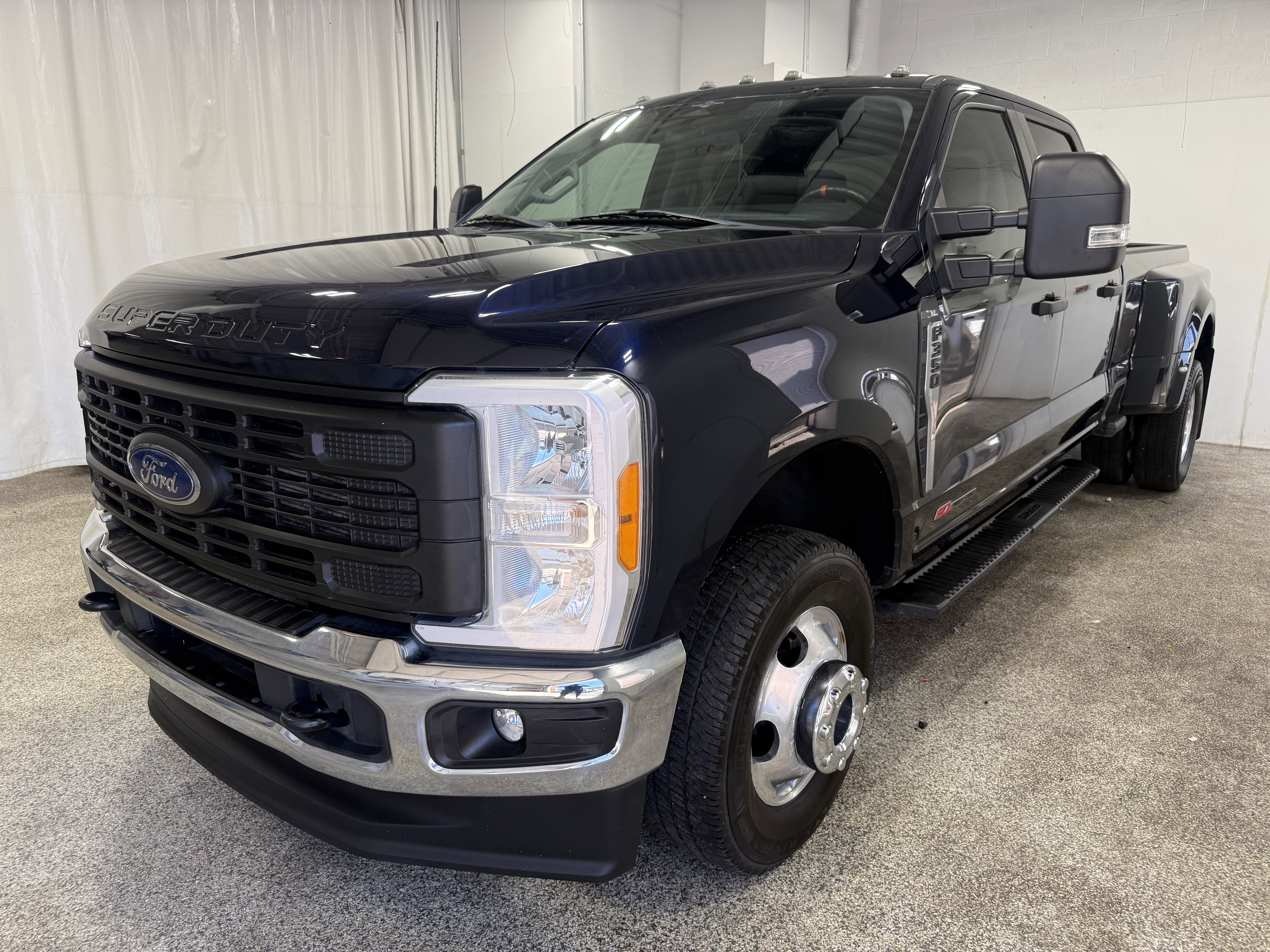 2023 Ford F-350 XL