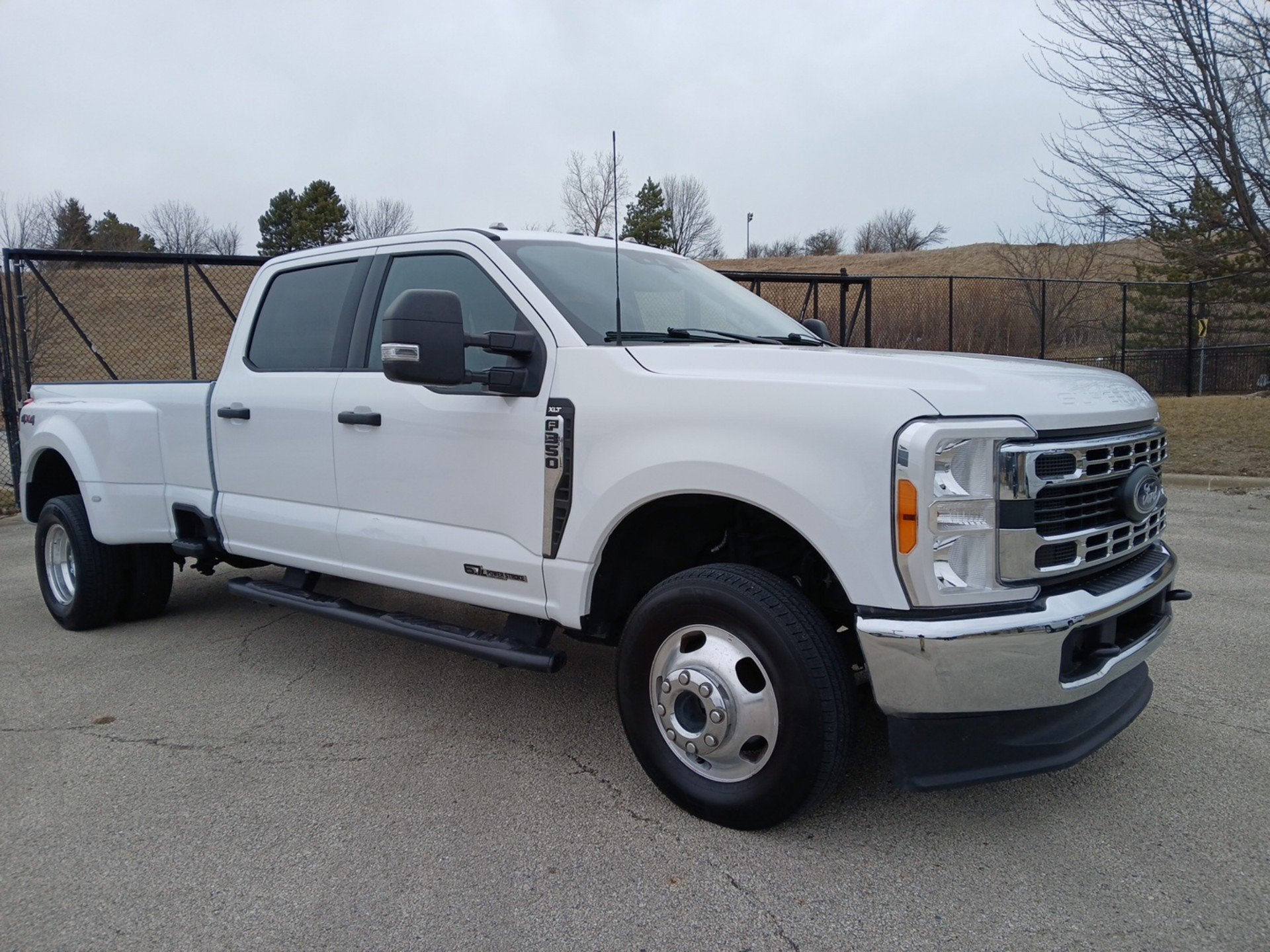 2023 Ford Super Duty F-350 DRW XL