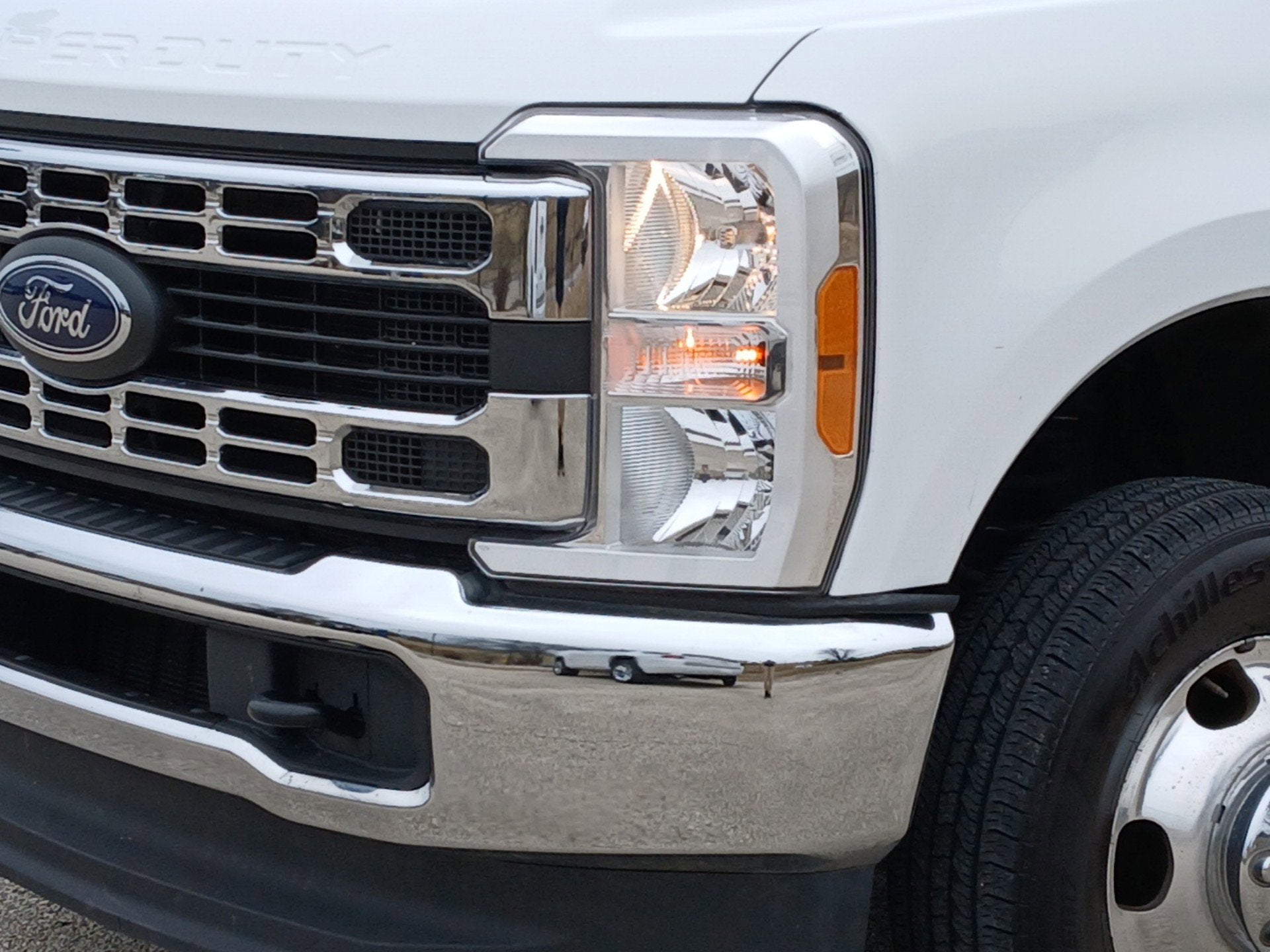 2023 Ford Super Duty F-350 DRW XL