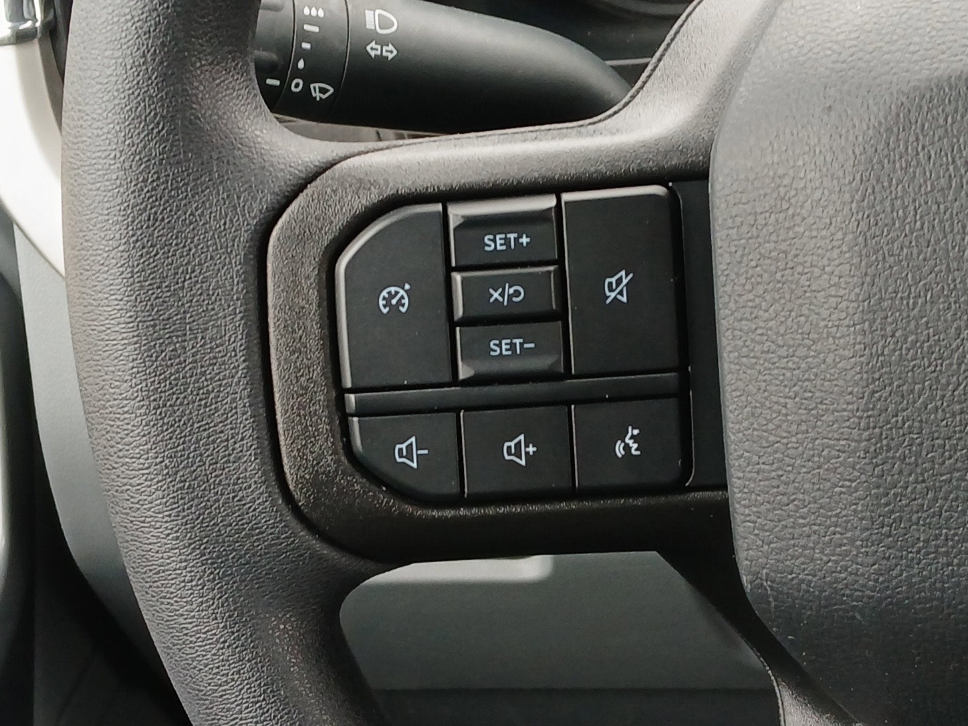 2023 Ford Super Duty F-350 DRW XL