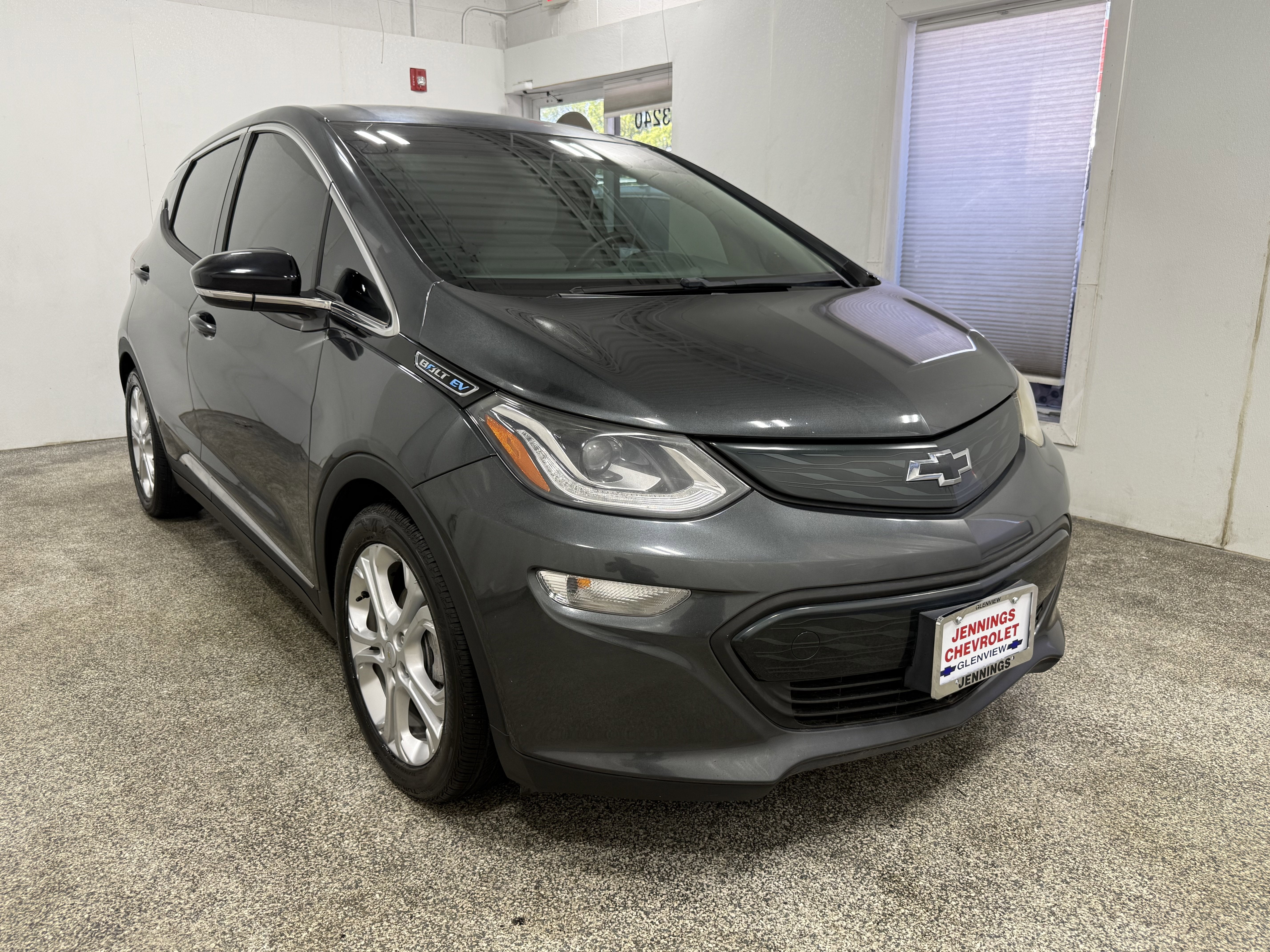 2018 Chevrolet Bolt EV LT Auto's photo