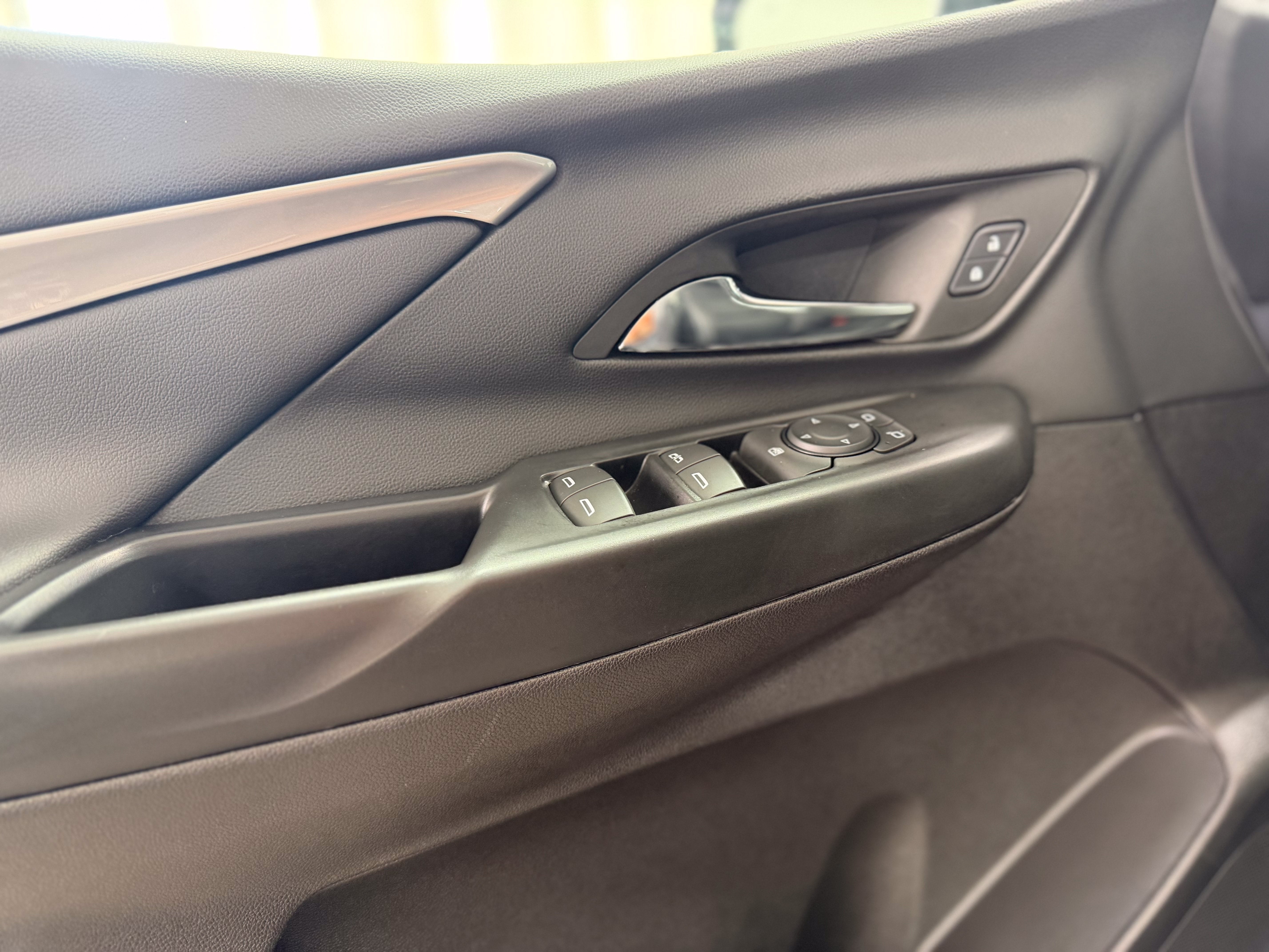 2023 Chevrolet Bolt EV 2LT