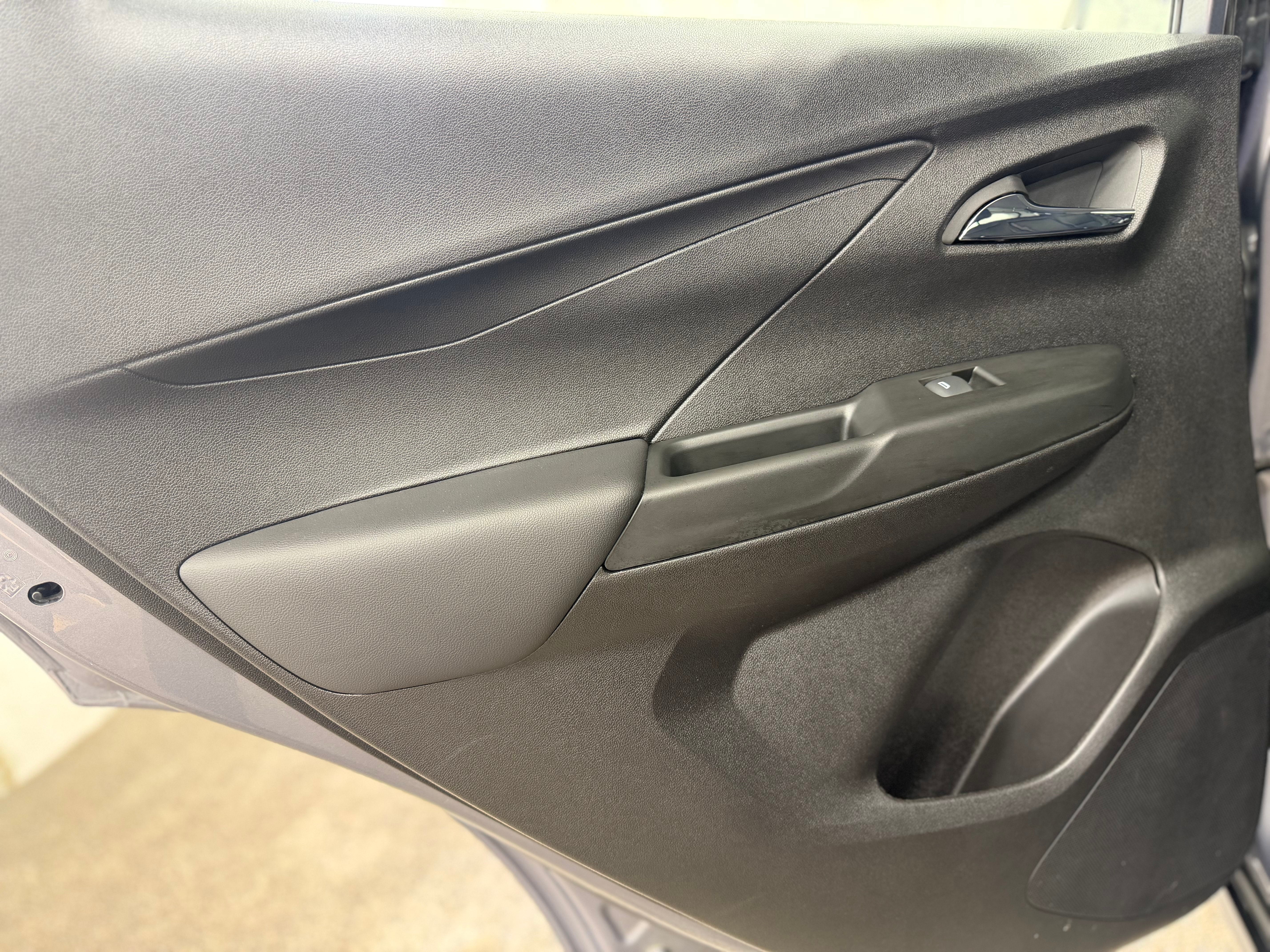2023 Chevrolet Bolt EV 2LT