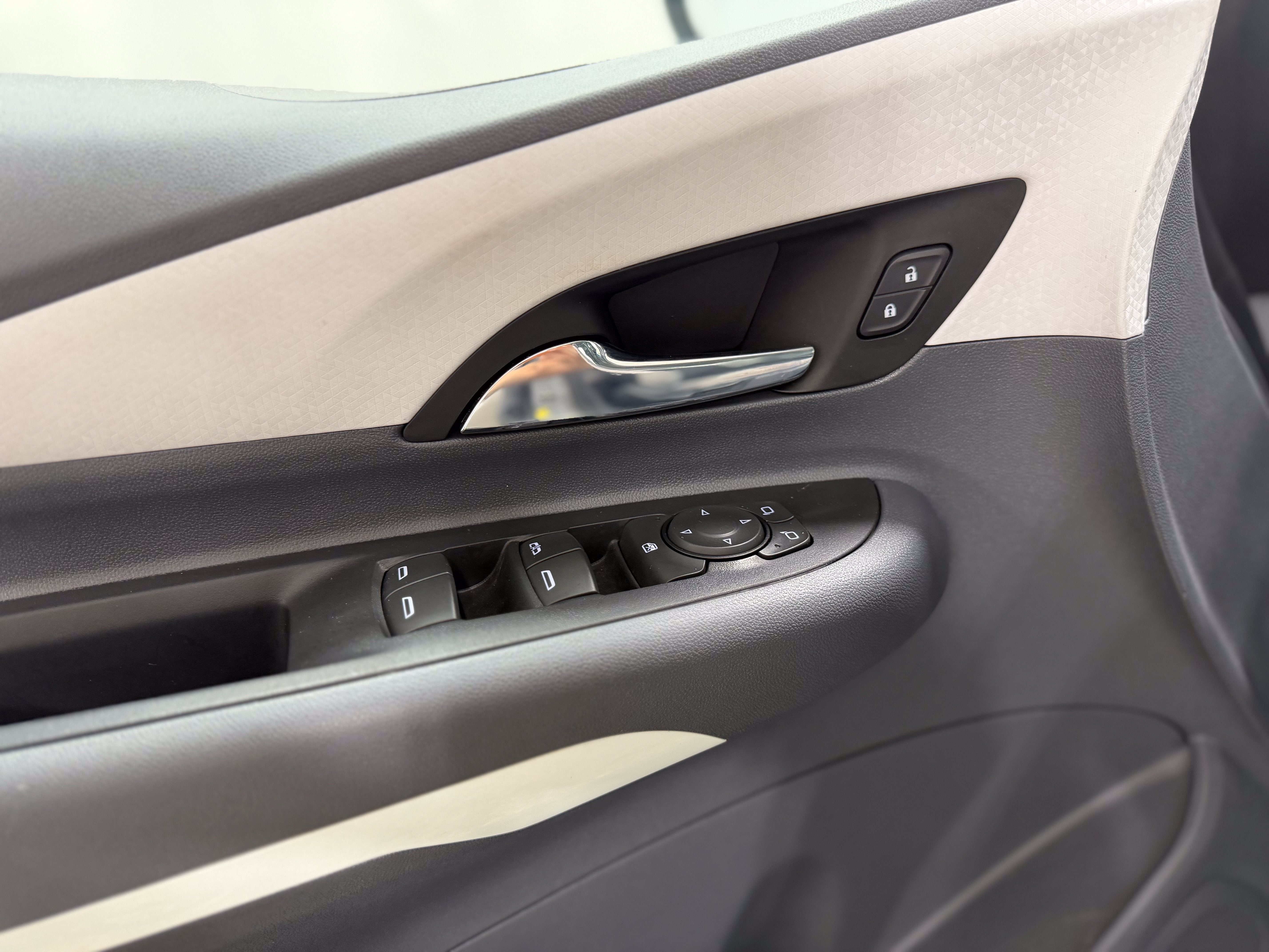 2020 Chevrolet Bolt EV LT
