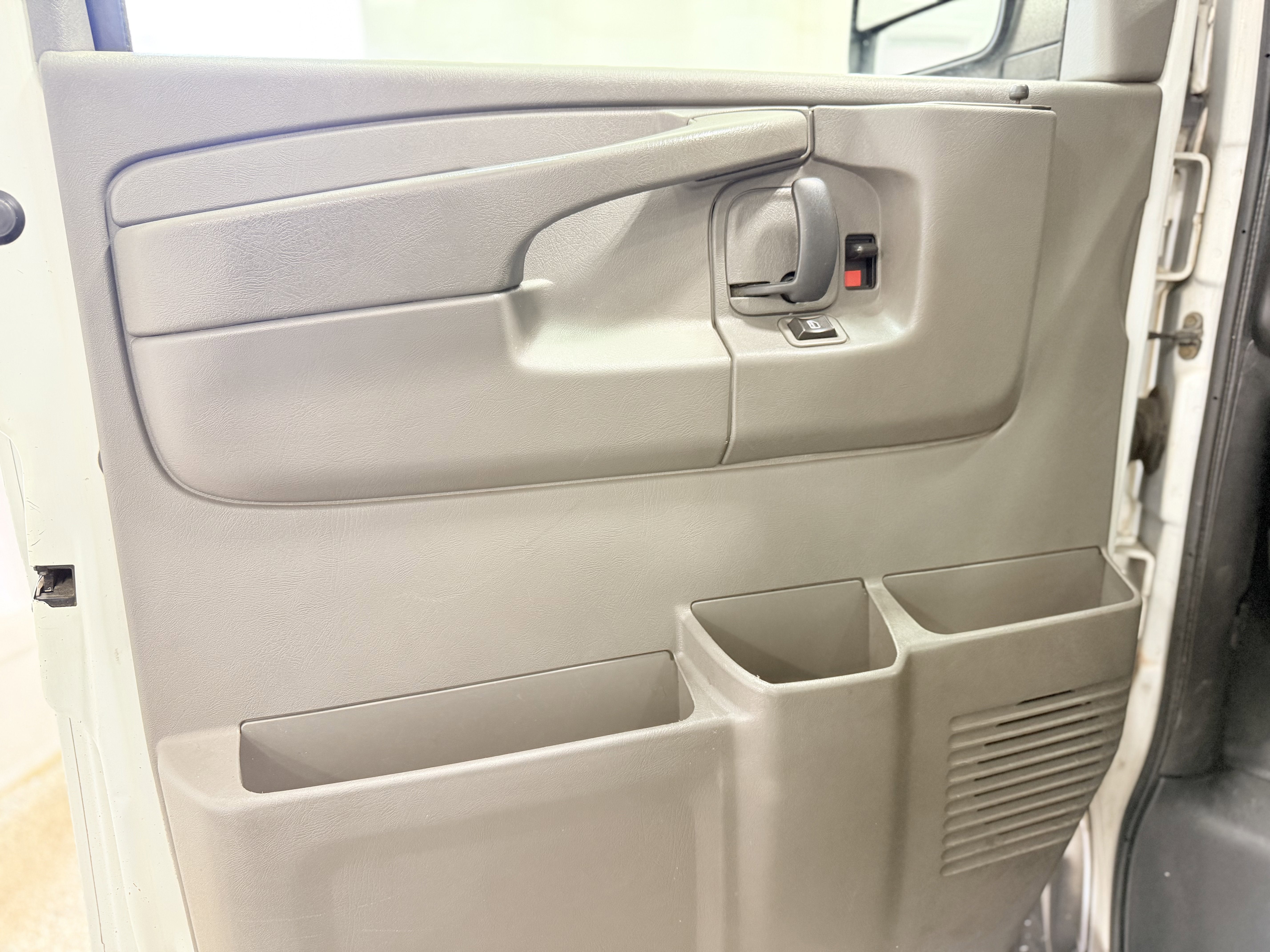 2009 Chevrolet Express Cargo 2500 NA