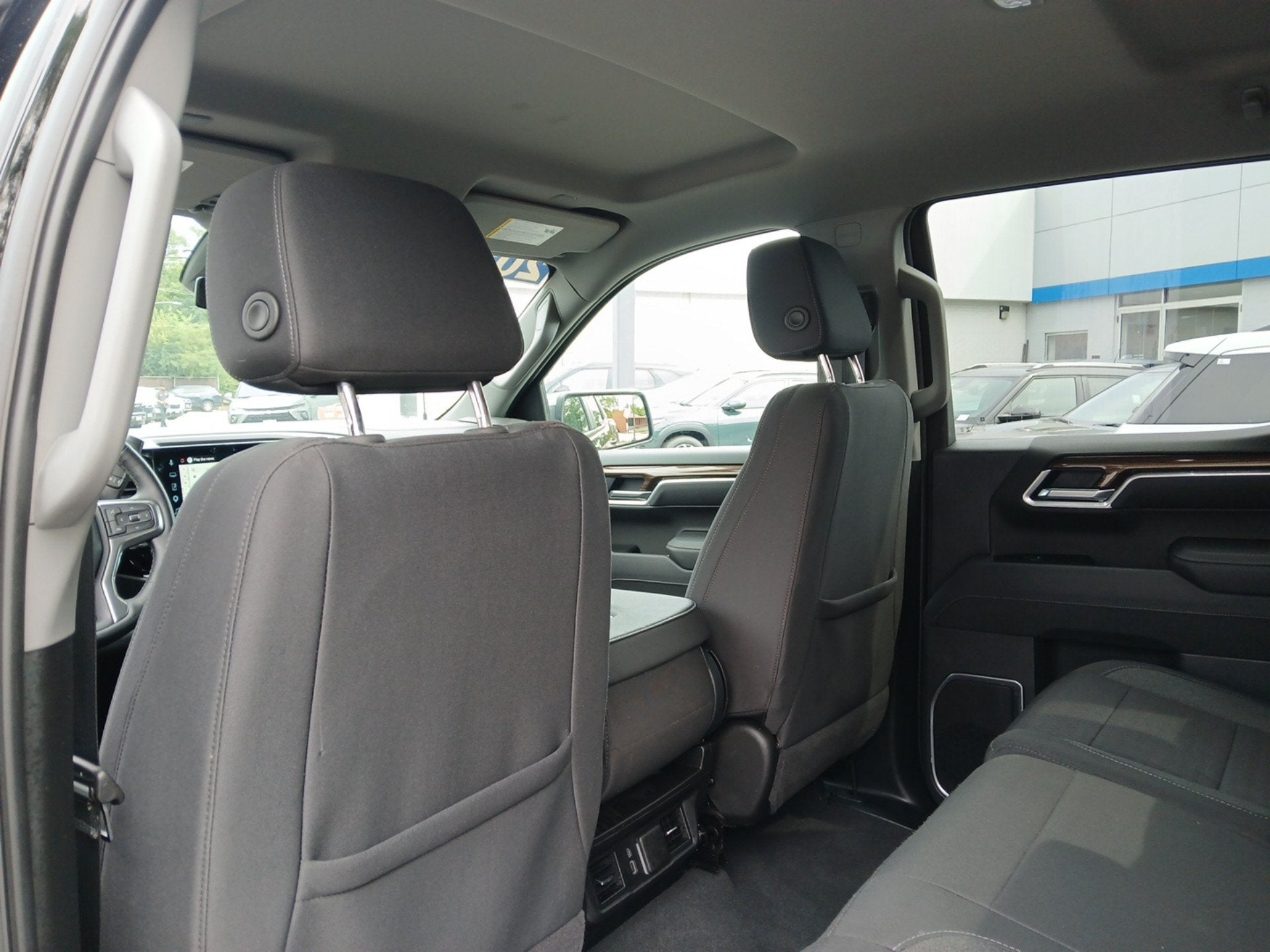 2025 Chevrolet Silverado 1500 LT (2FL)
