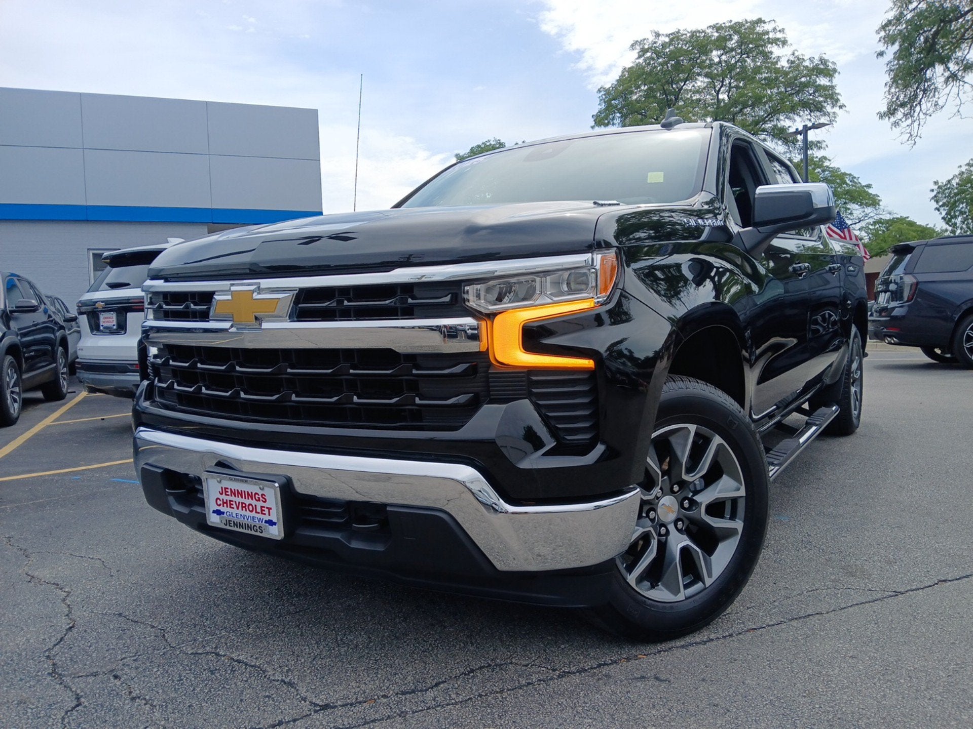 2025 Chevrolet Silverado 1500 LT (2FL)
