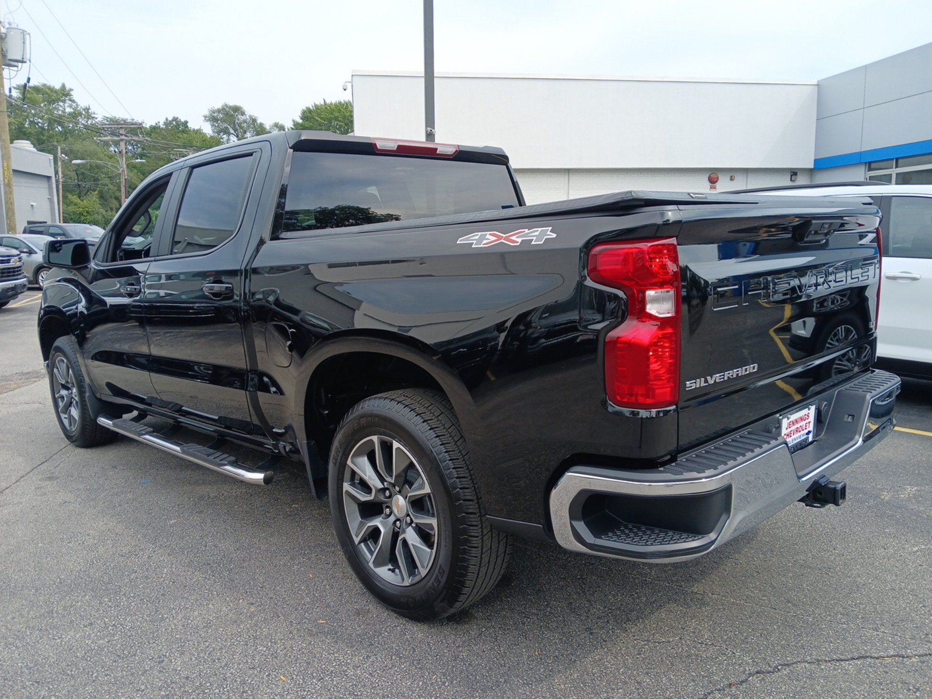 2025 Chevrolet Silverado 1500 LT (2FL)