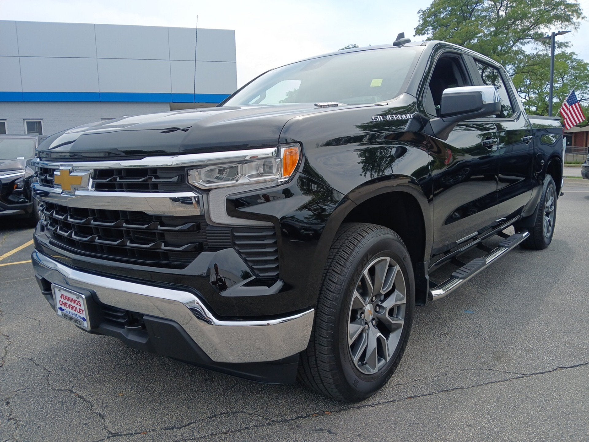 2025 Chevrolet Silverado 1500 LT (2FL)