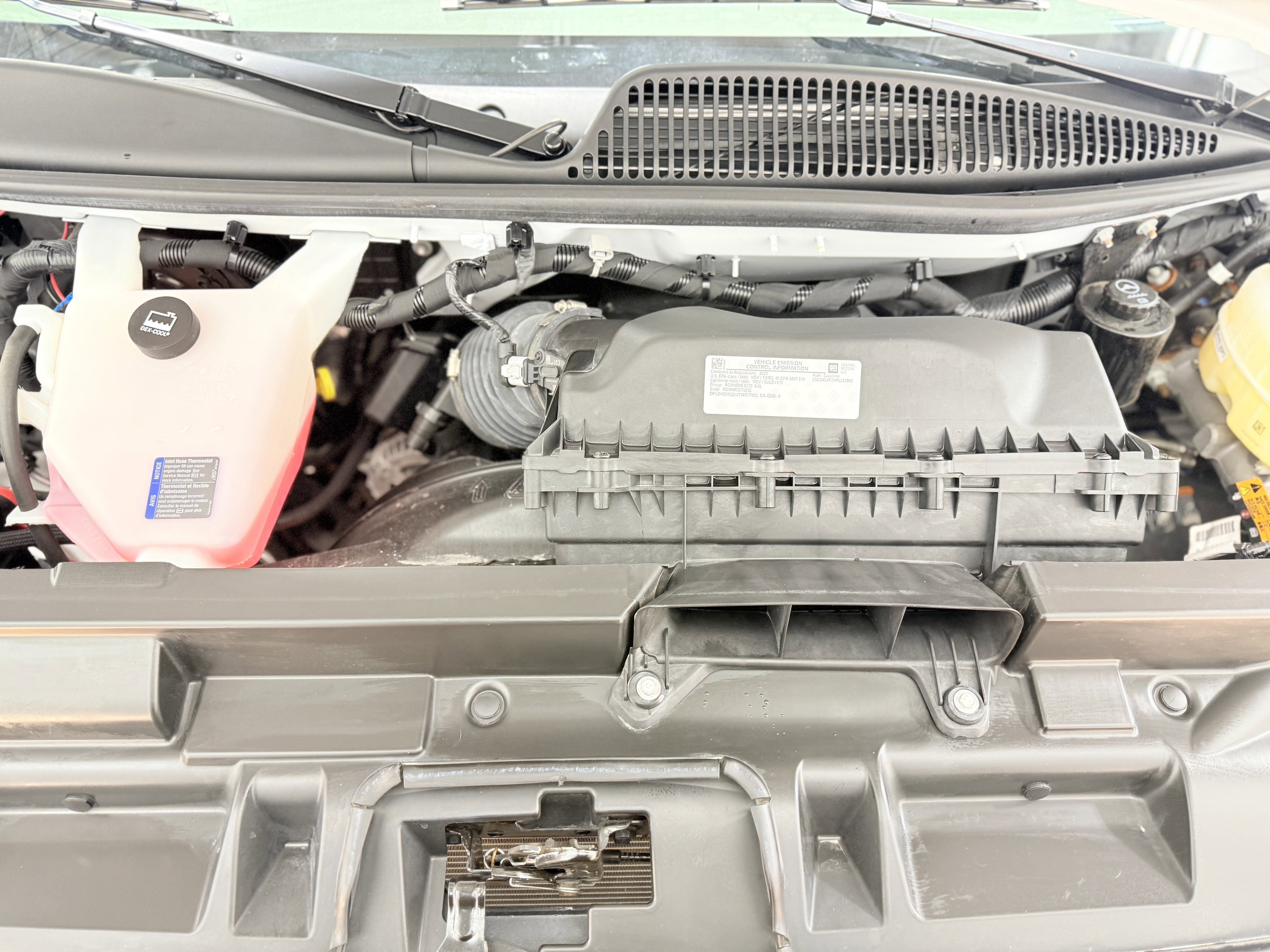 2024 Chevrolet Express Cargo 2500 WT