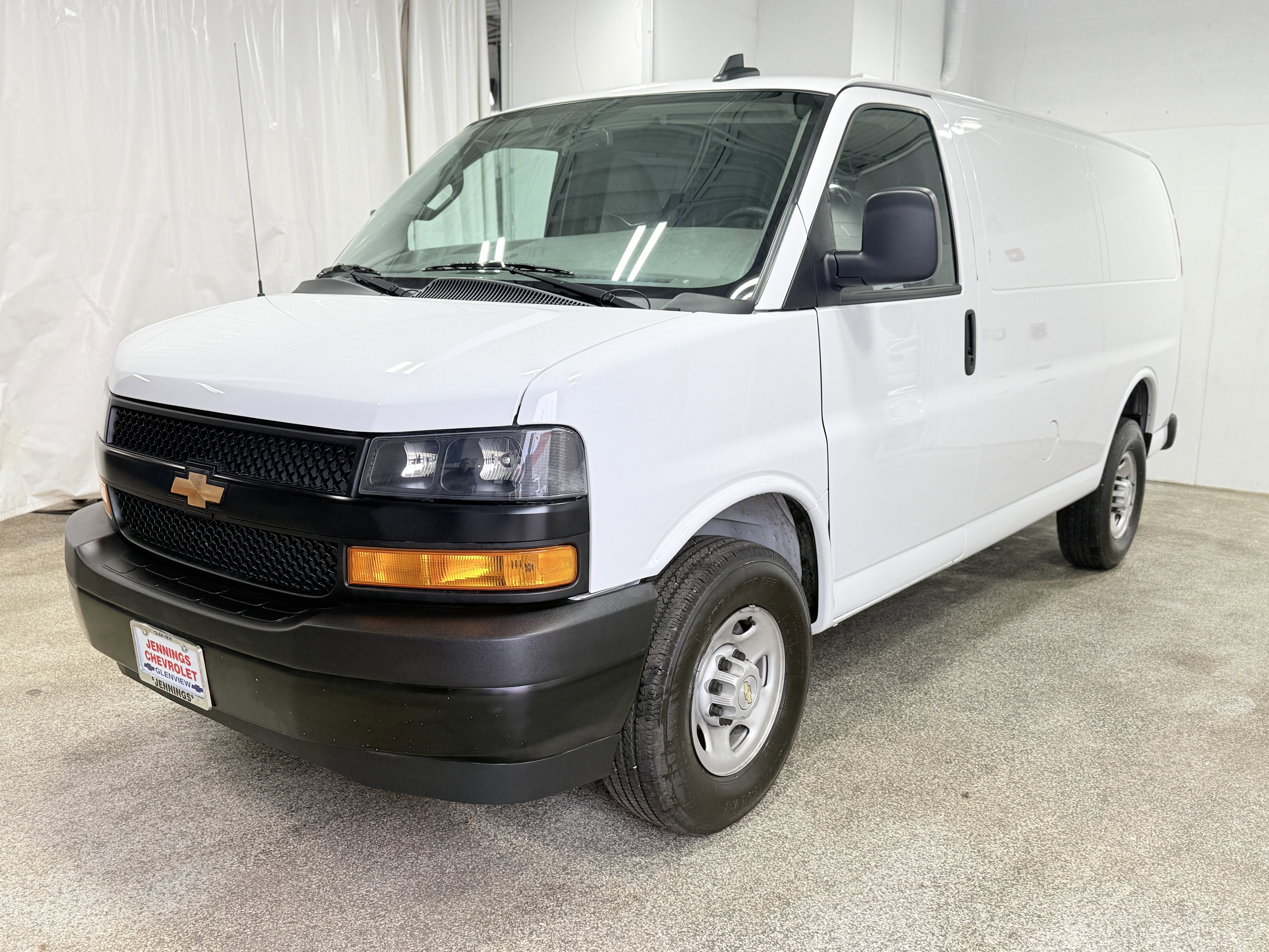 2024 Chevrolet Express Cargo 2500 WT