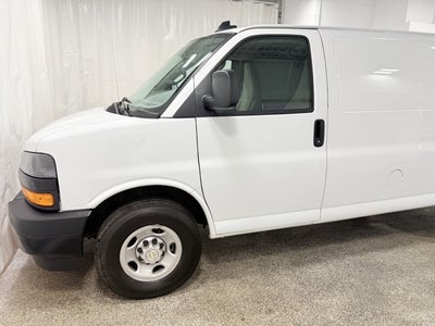 2024 Chevrolet Express Cargo 2500 WT