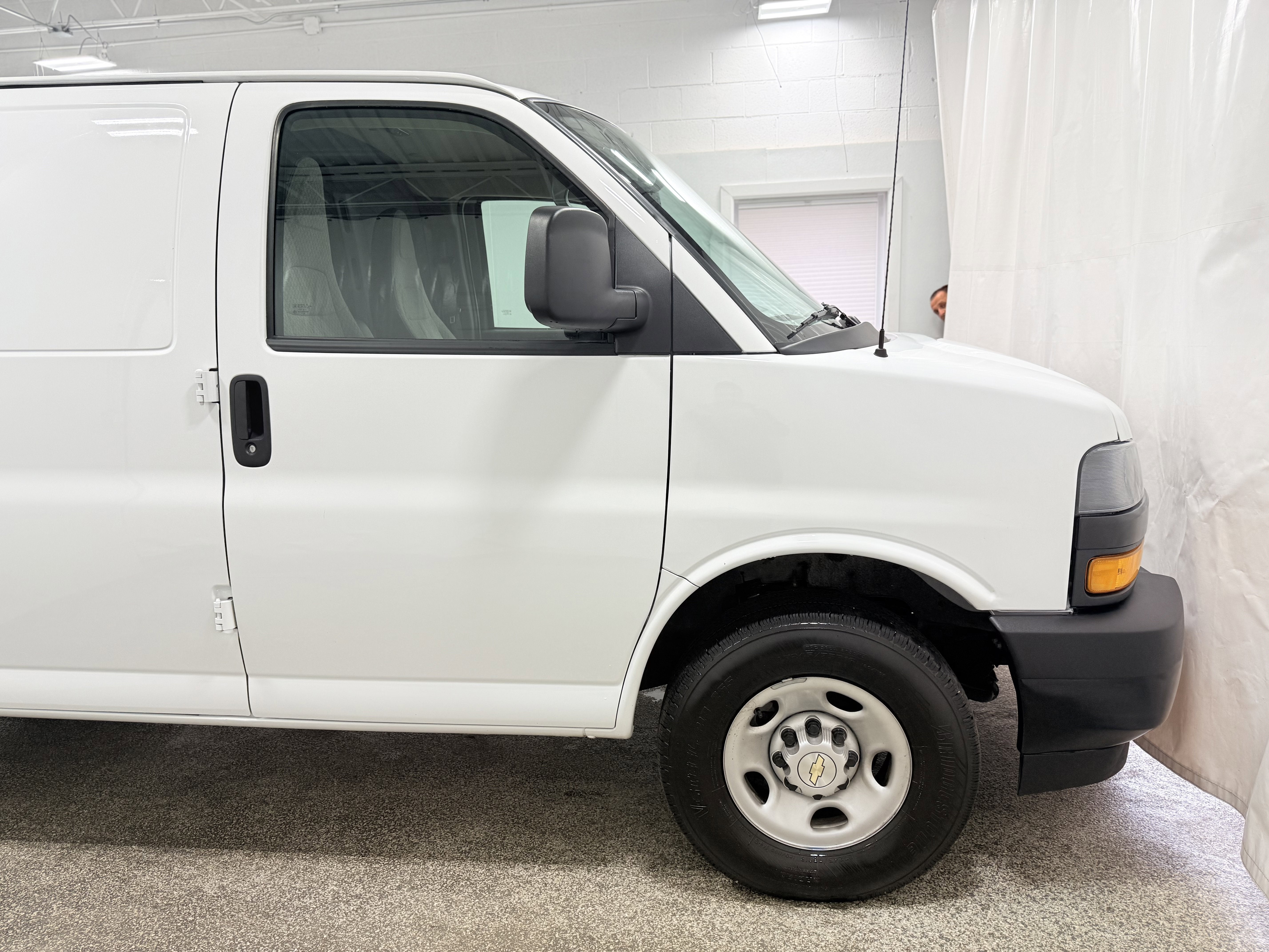 2024 Chevrolet Express Cargo 2500 WT