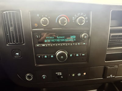 2024 Chevrolet Express Cargo 2500 WT