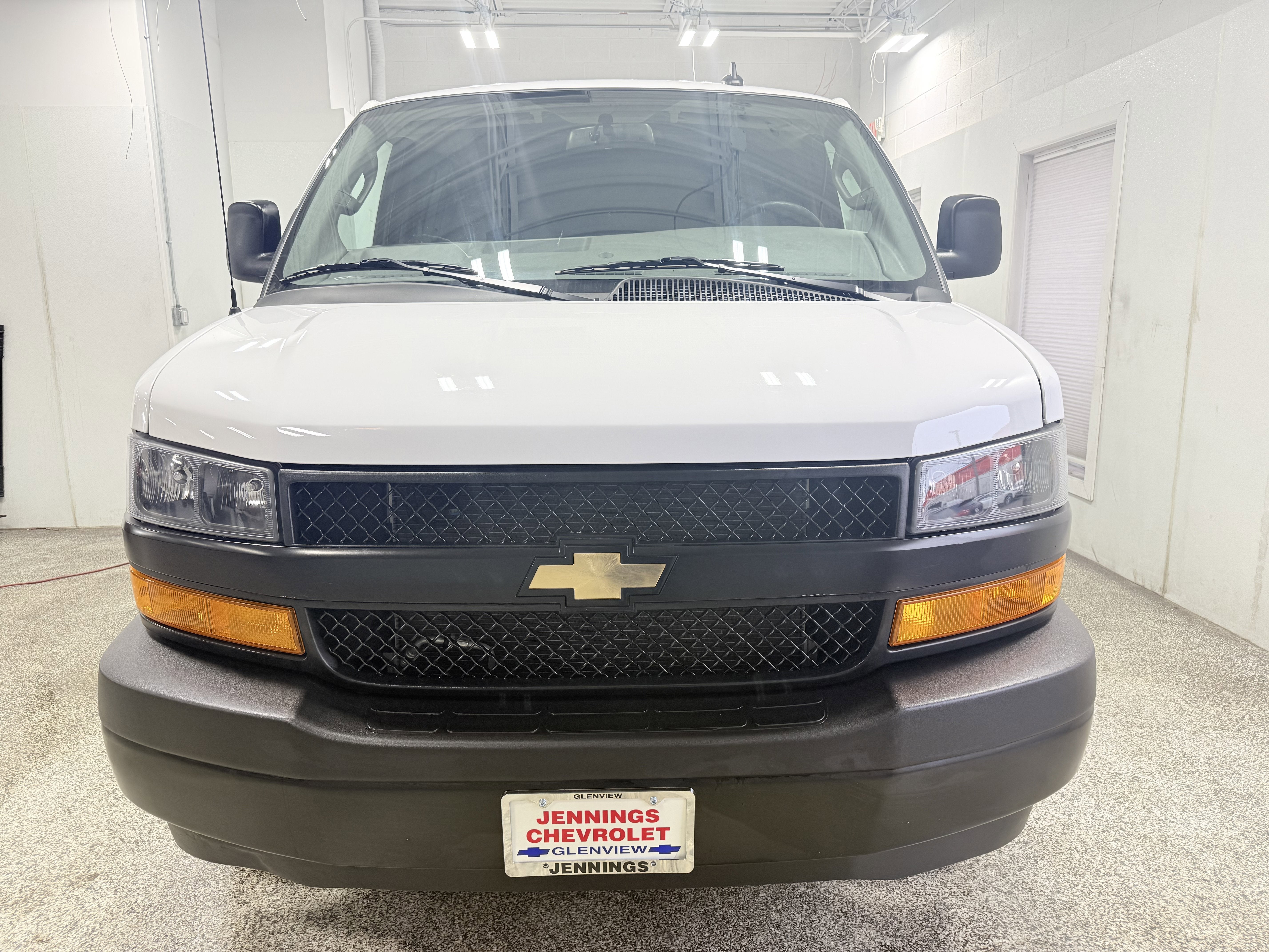 2024 Chevrolet Express Cargo 2500 WT