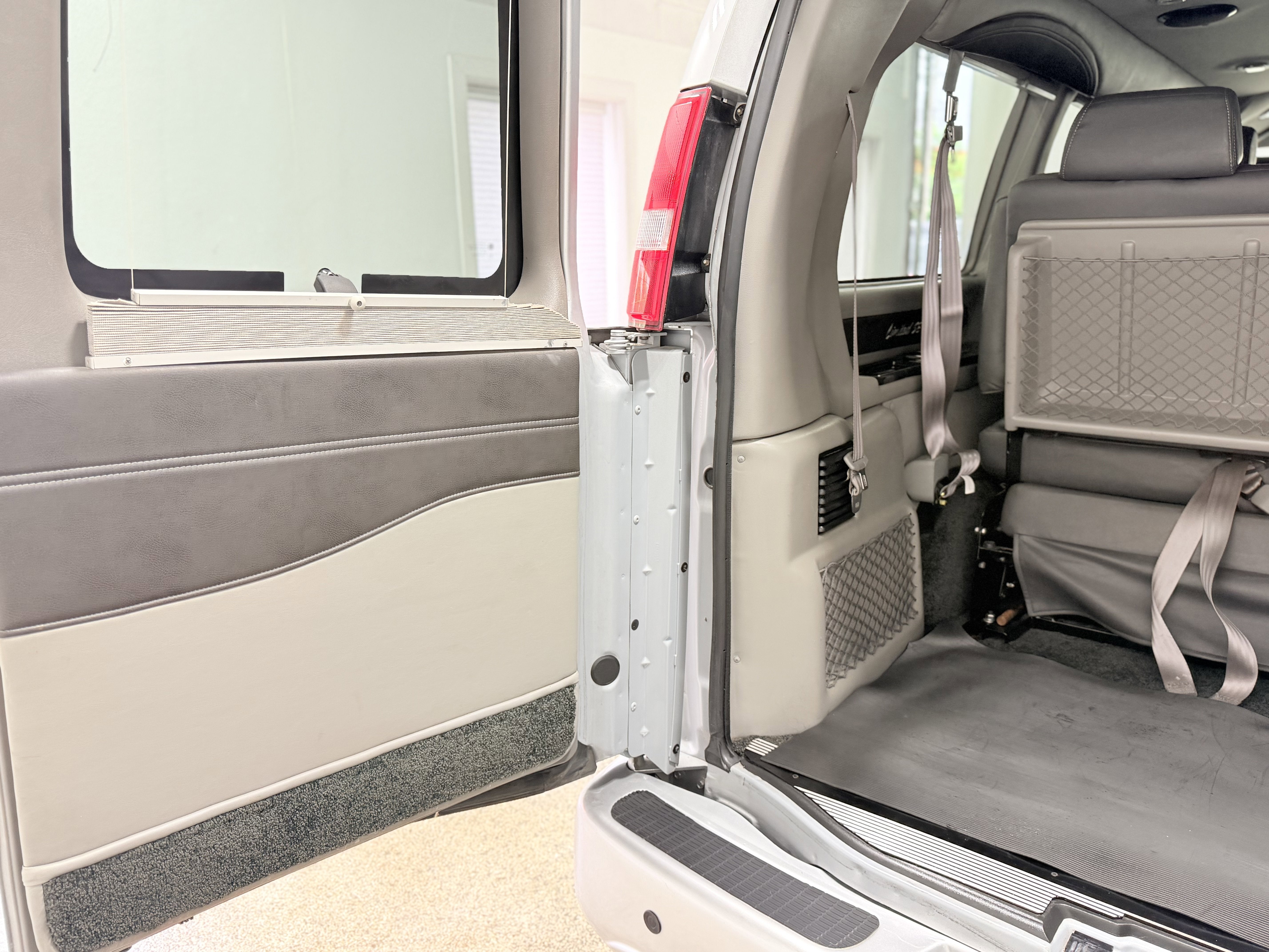 2016 Chevrolet Express Cargo 2500 Work Van