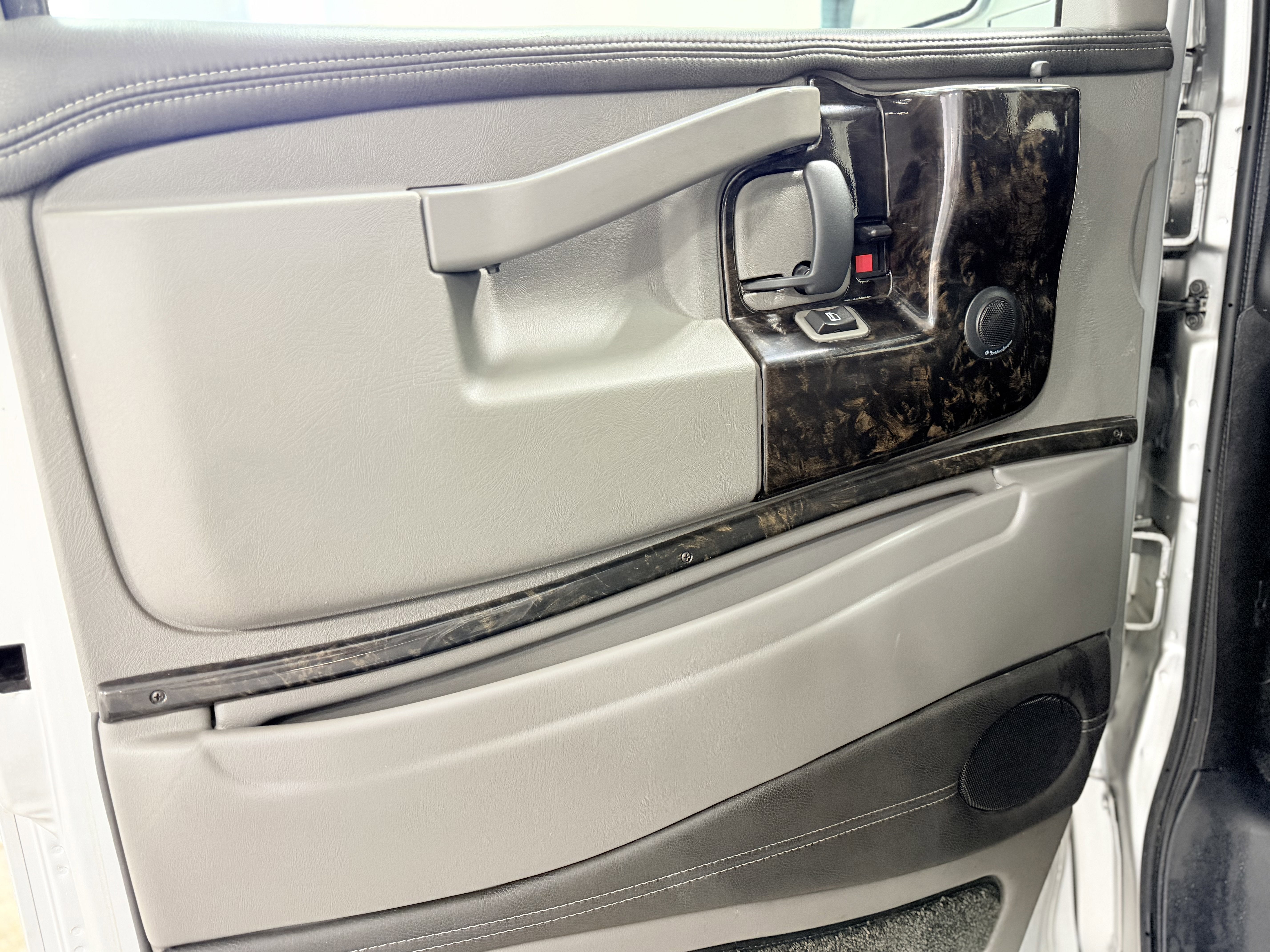 2016 Chevrolet Express Cargo 2500 Work Van
