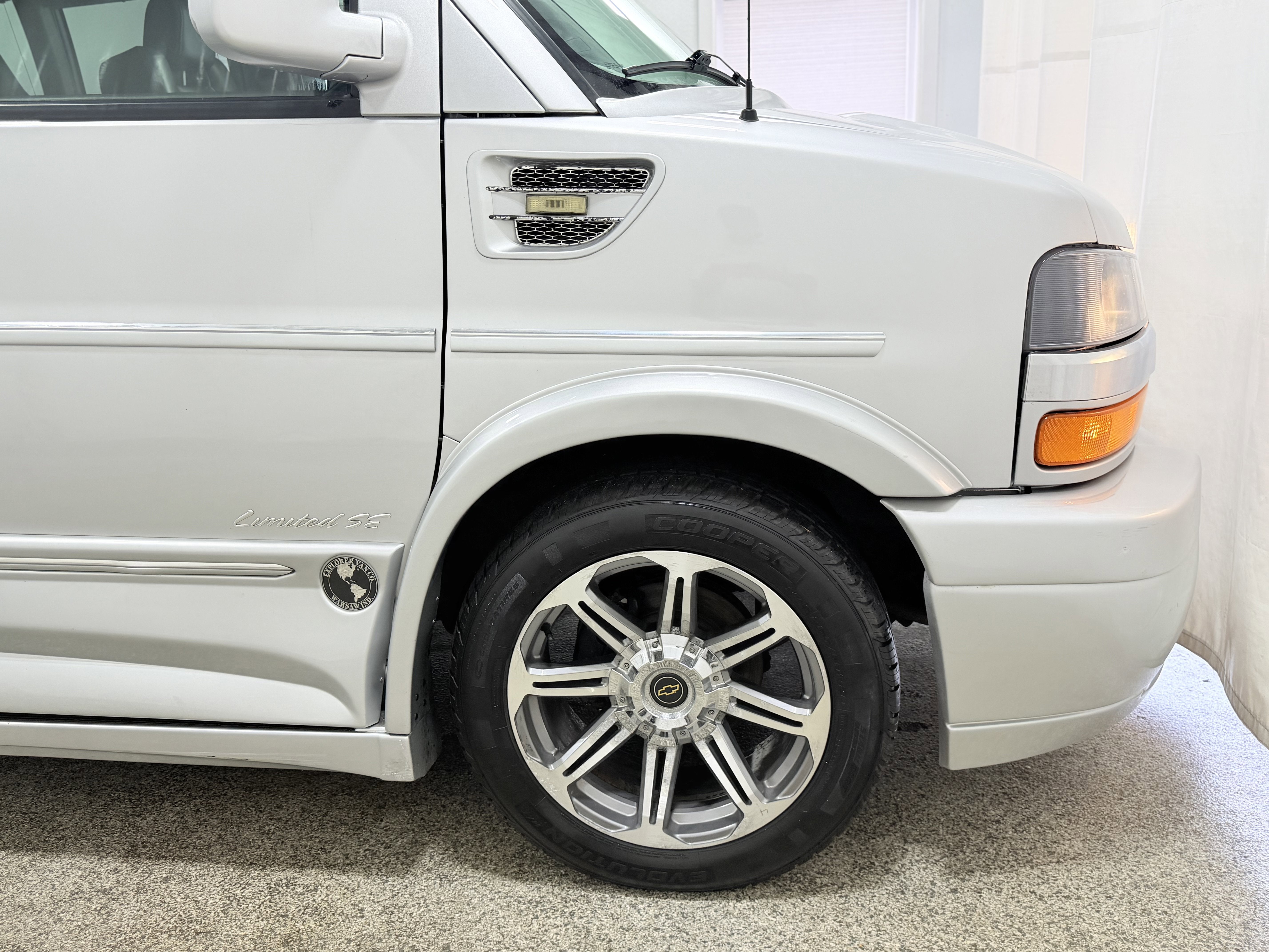 2016 Chevrolet Express Cargo 2500 Work Van