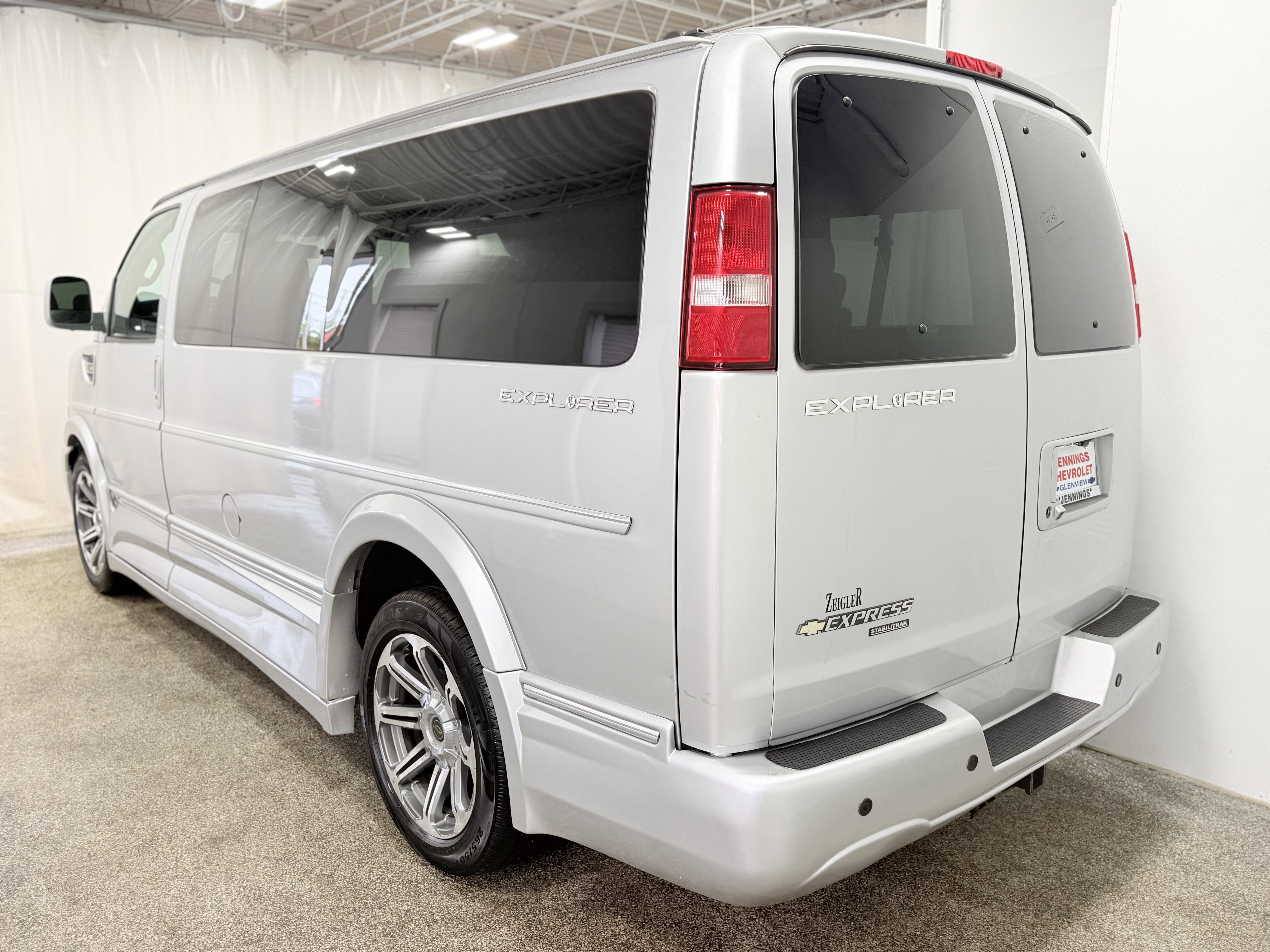 2016 Chevrolet Express Cargo 2500 Work Van