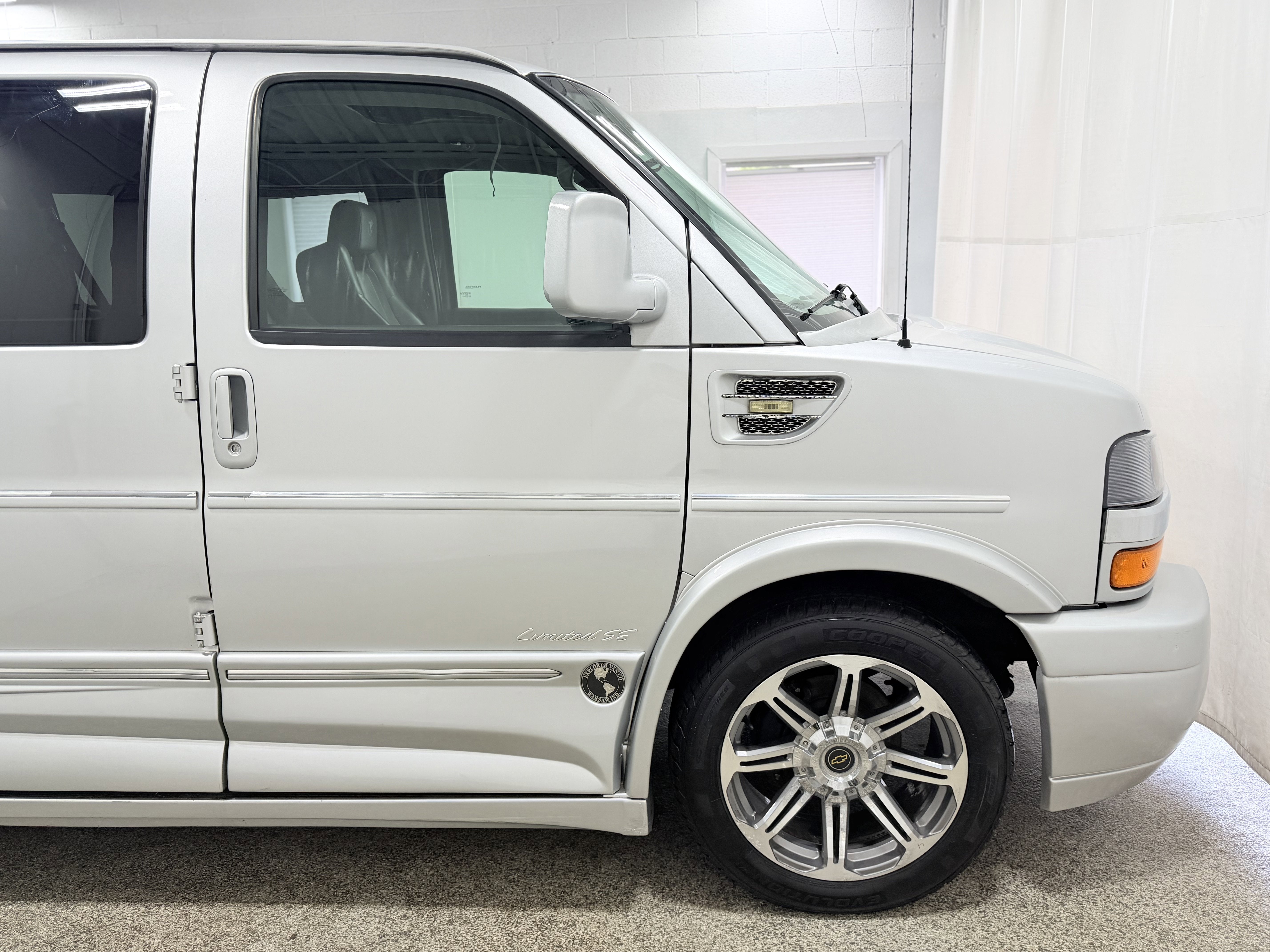 2016 Chevrolet Express Cargo 2500 Work Van