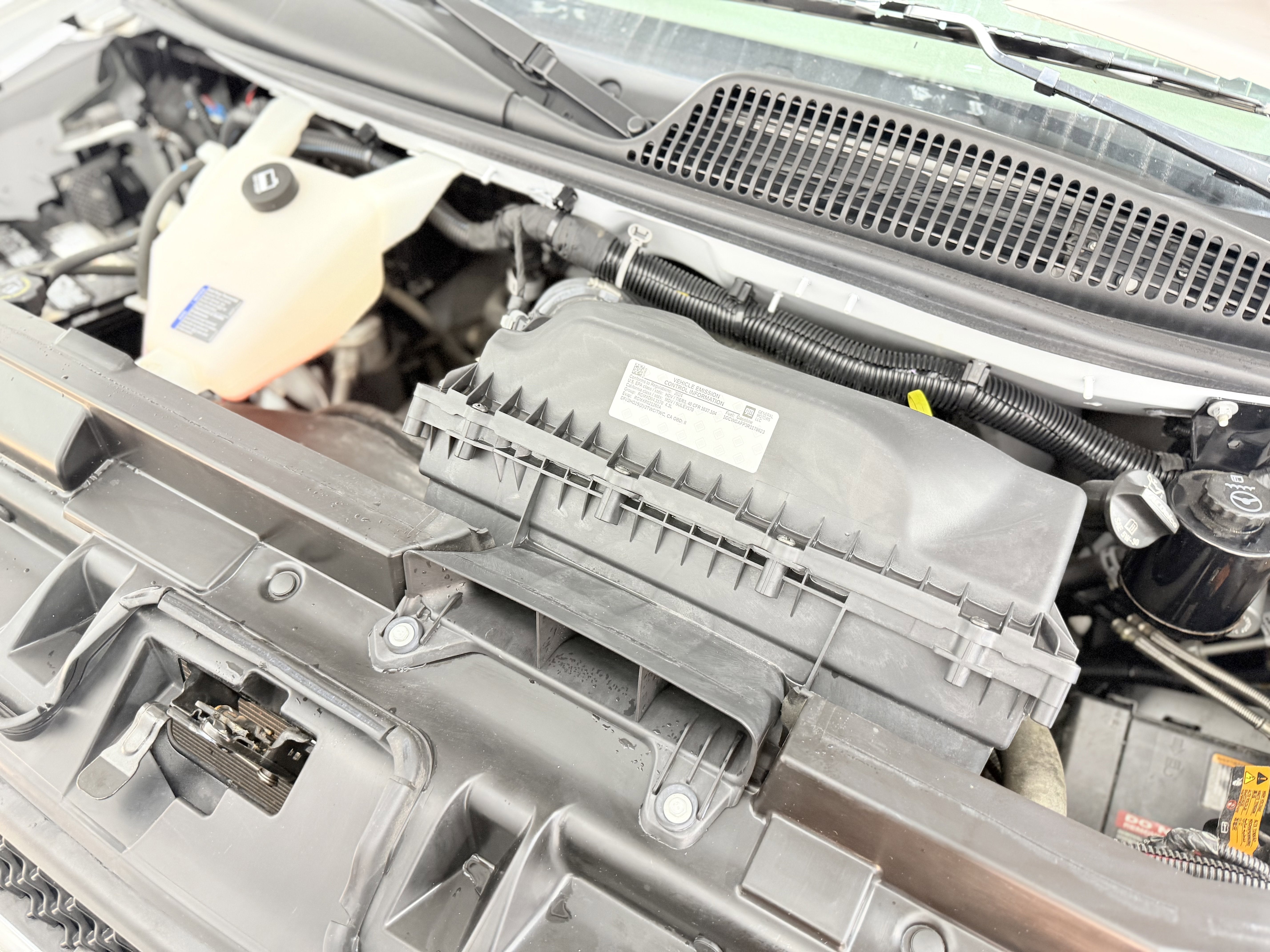 2024 Chevrolet Express Cargo 2500 WT