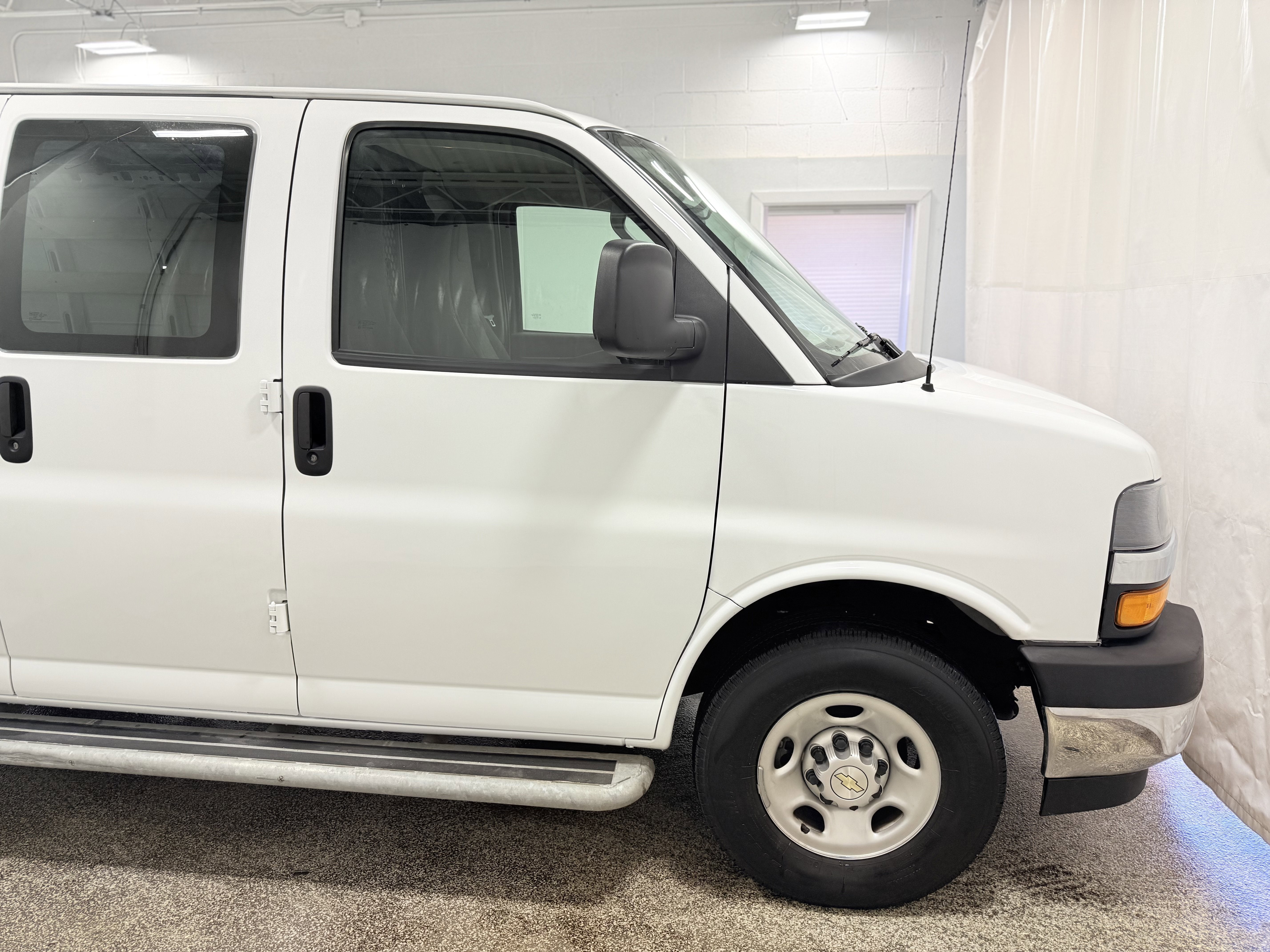 2024 Chevrolet Express Cargo 2500 WT