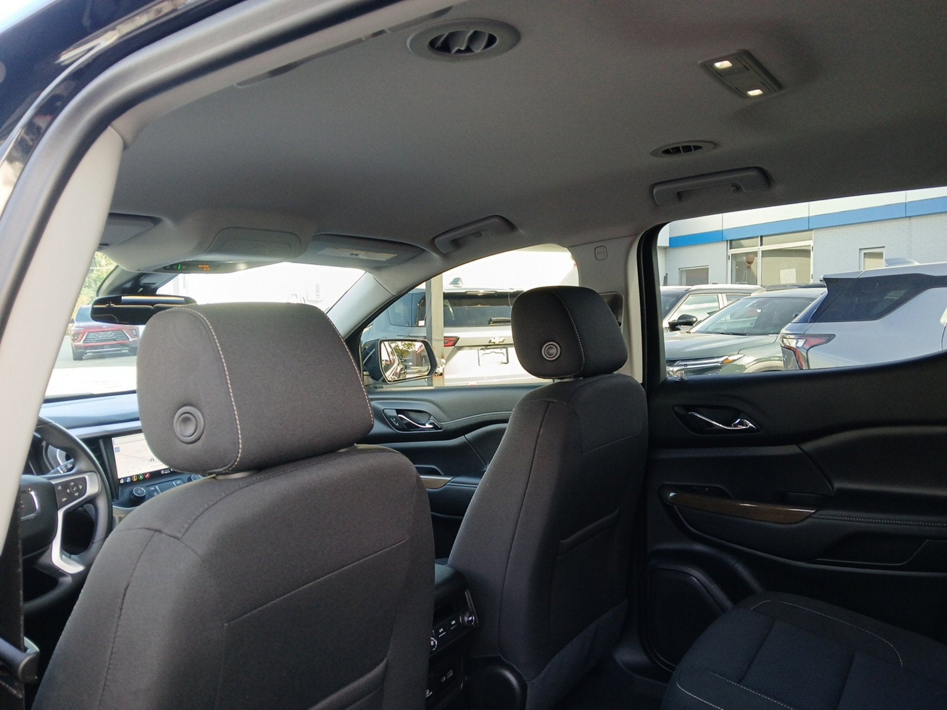 2023 GMC Acadia SLE - Photo 21