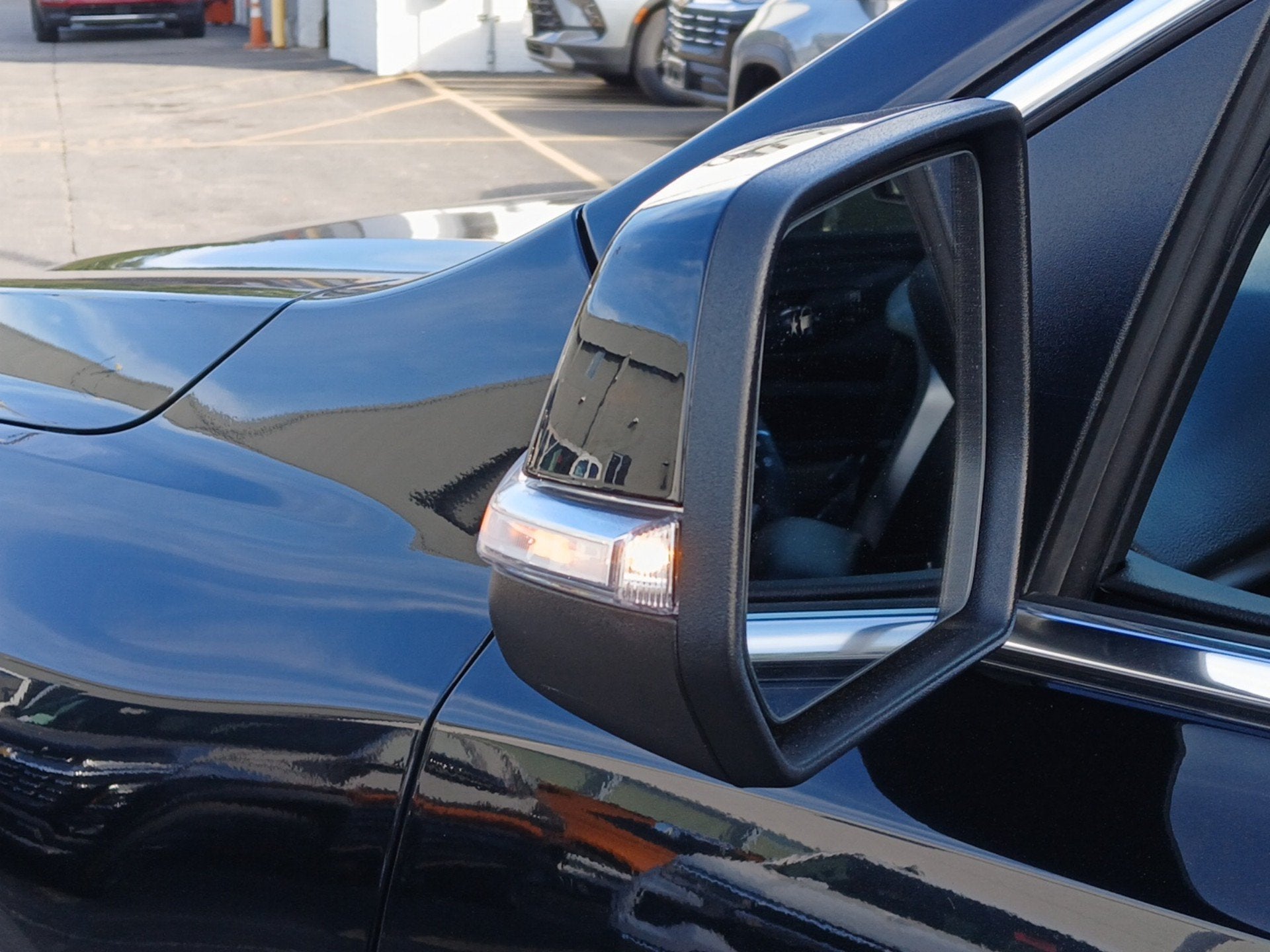 2023 GMC Acadia SLE - Photo 27