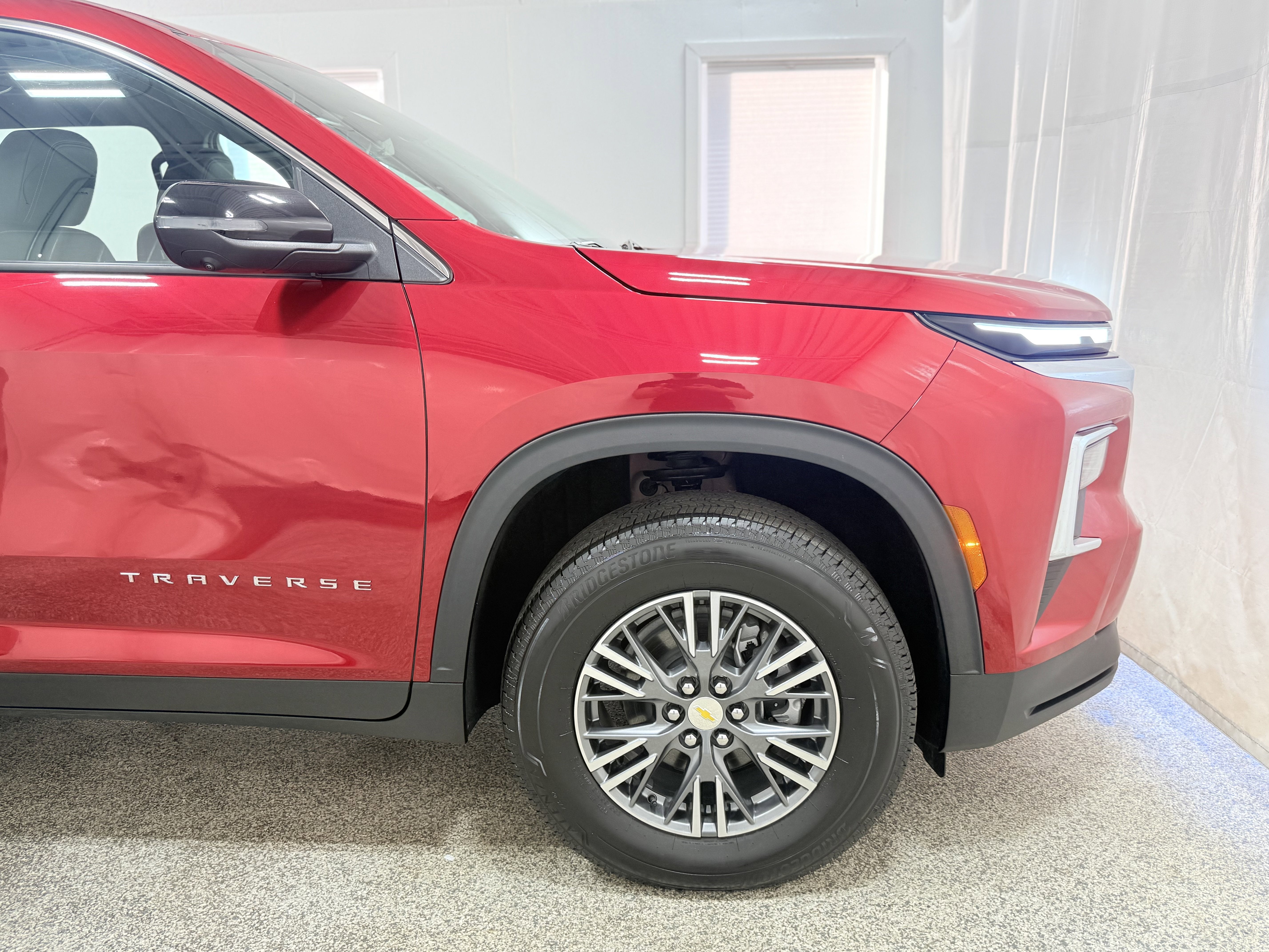 2024 Chevrolet Traverse LT