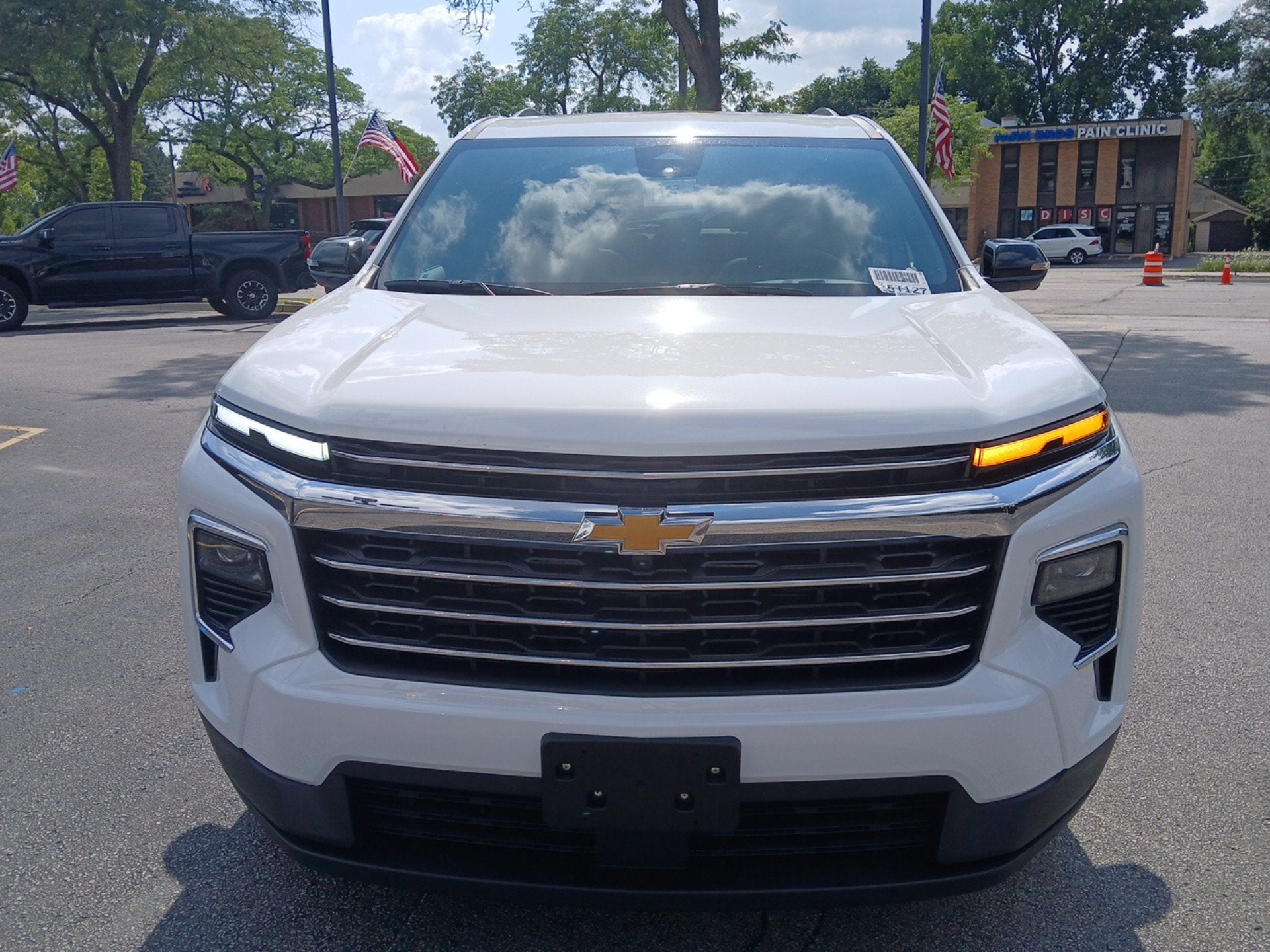 2027 Chevrolet Traverse LT