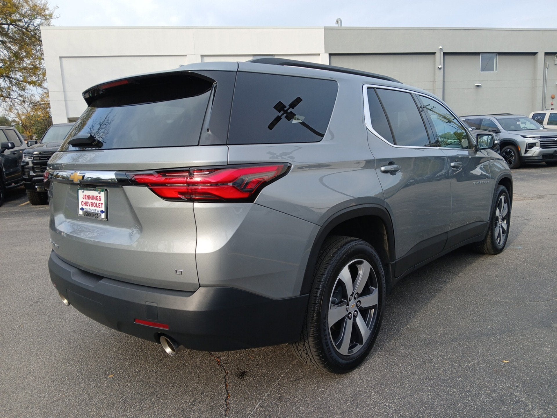 2023 Chevrolet Traverse LT Leather