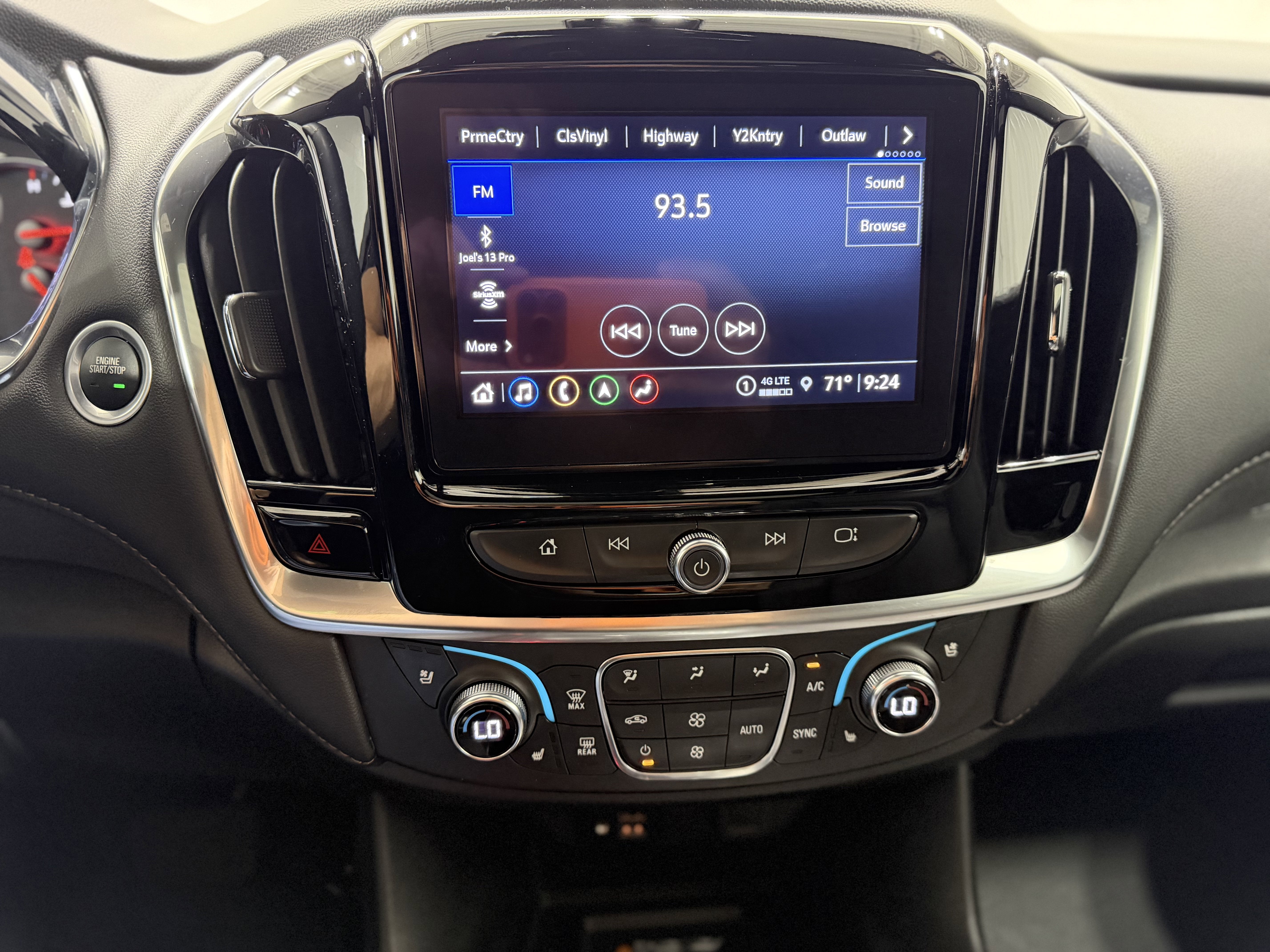 2023 Chevrolet Traverse High Country