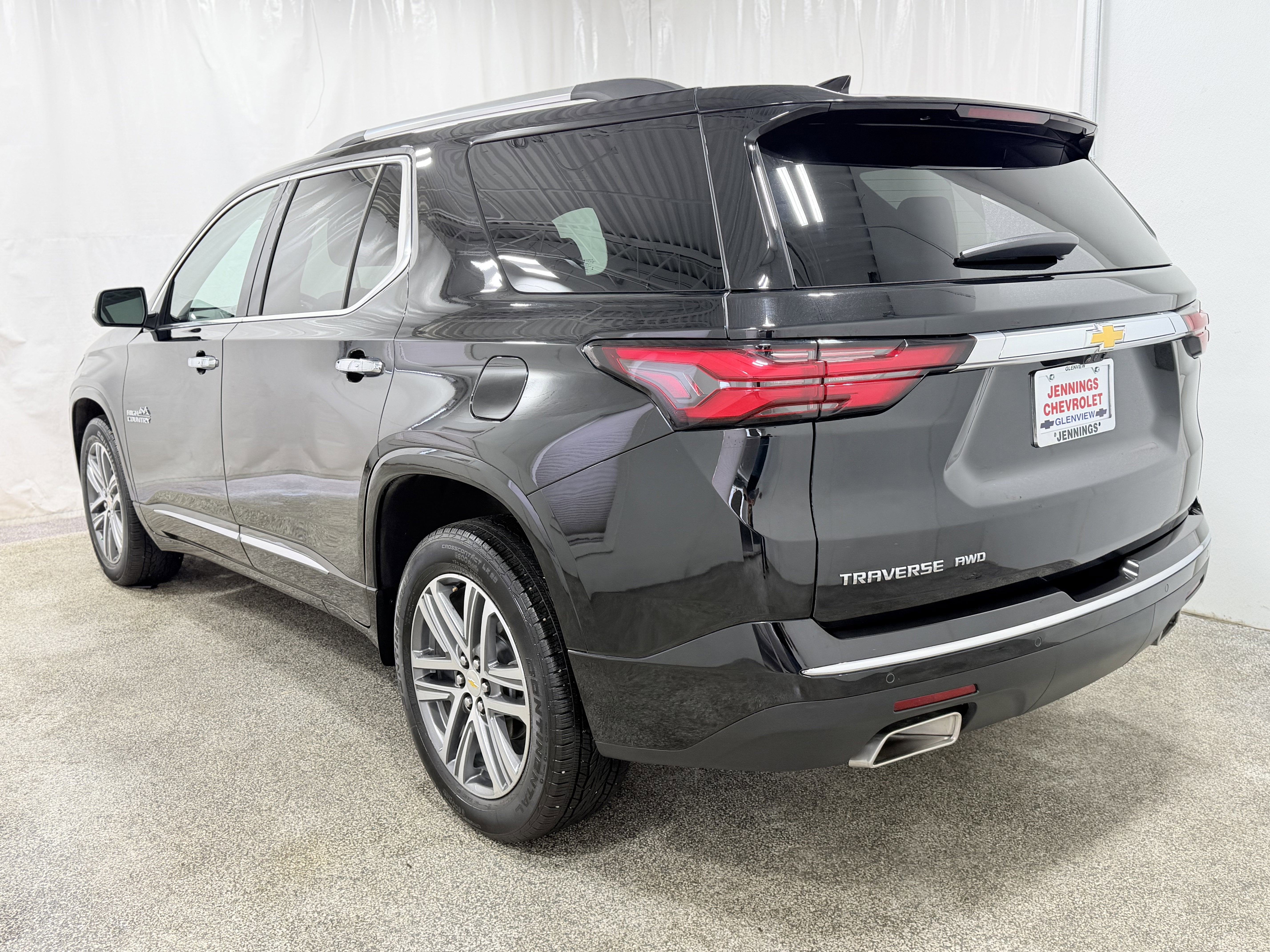 2023 Chevrolet Traverse High Country