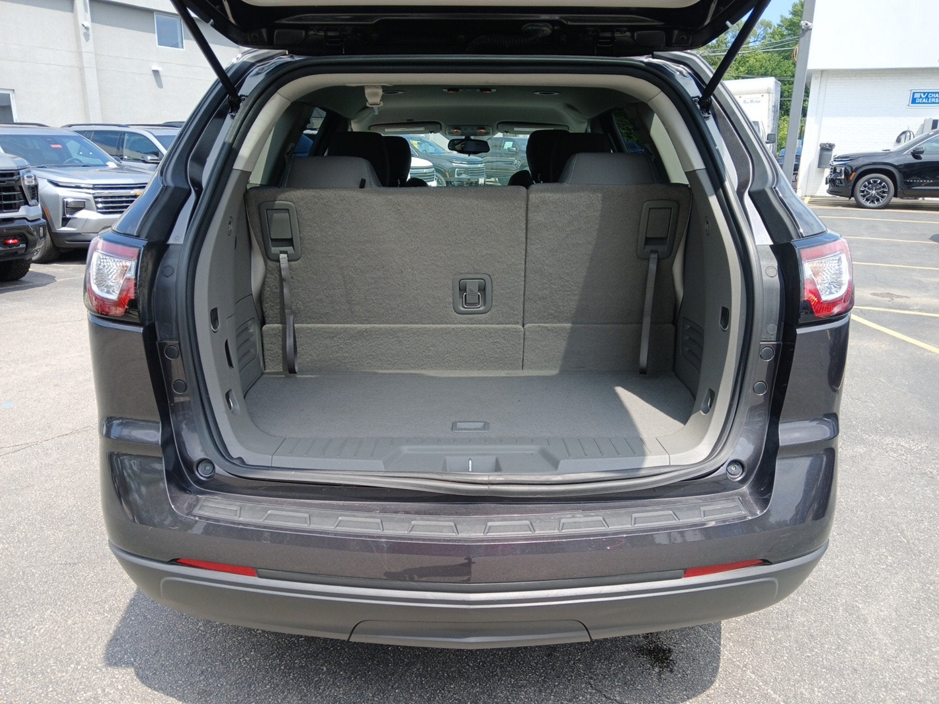 2017 Chevrolet Traverse LS