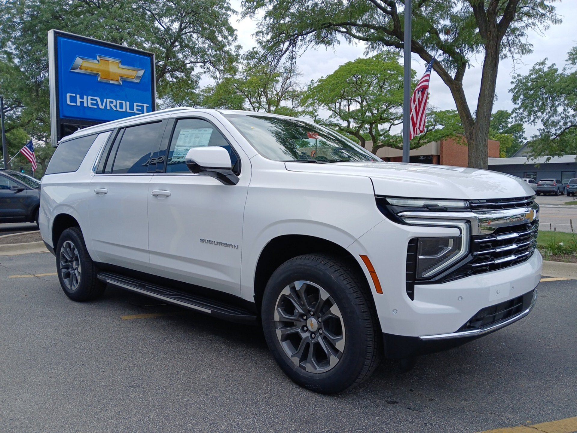 2026 Chevrolet Suburban LT