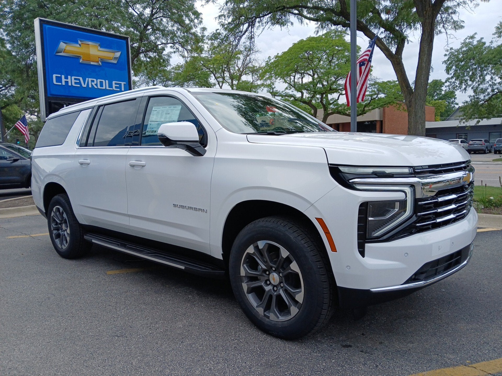 2026 Chevrolet Suburban LT