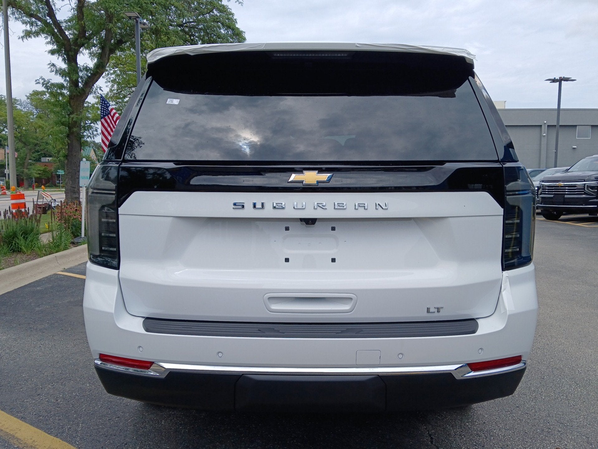 2026 Chevrolet Suburban LT