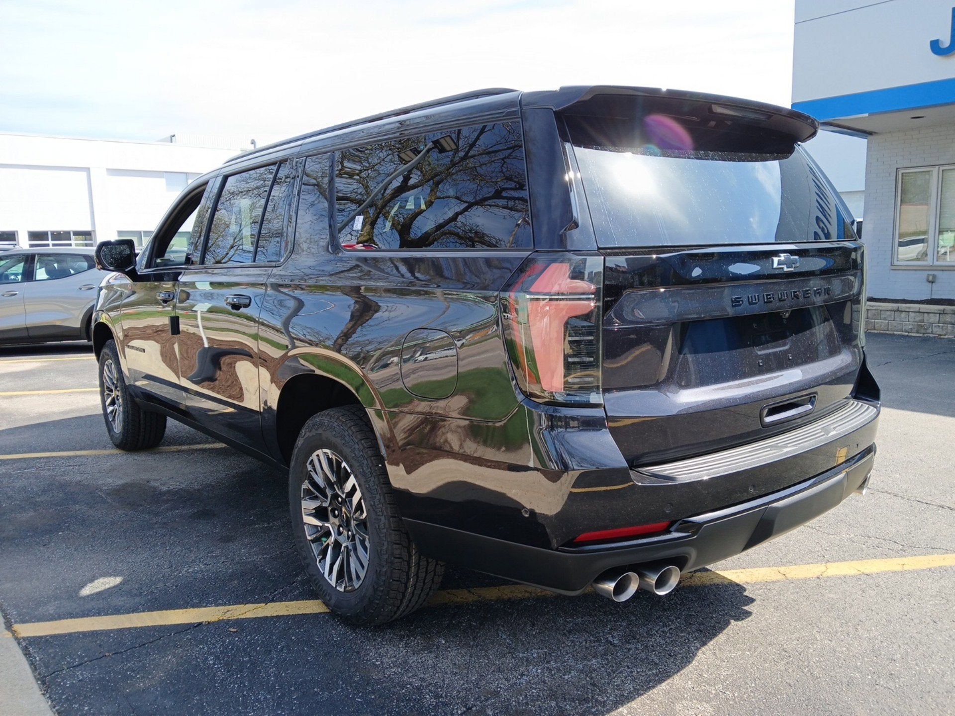 2026 Chevrolet Suburban Z71