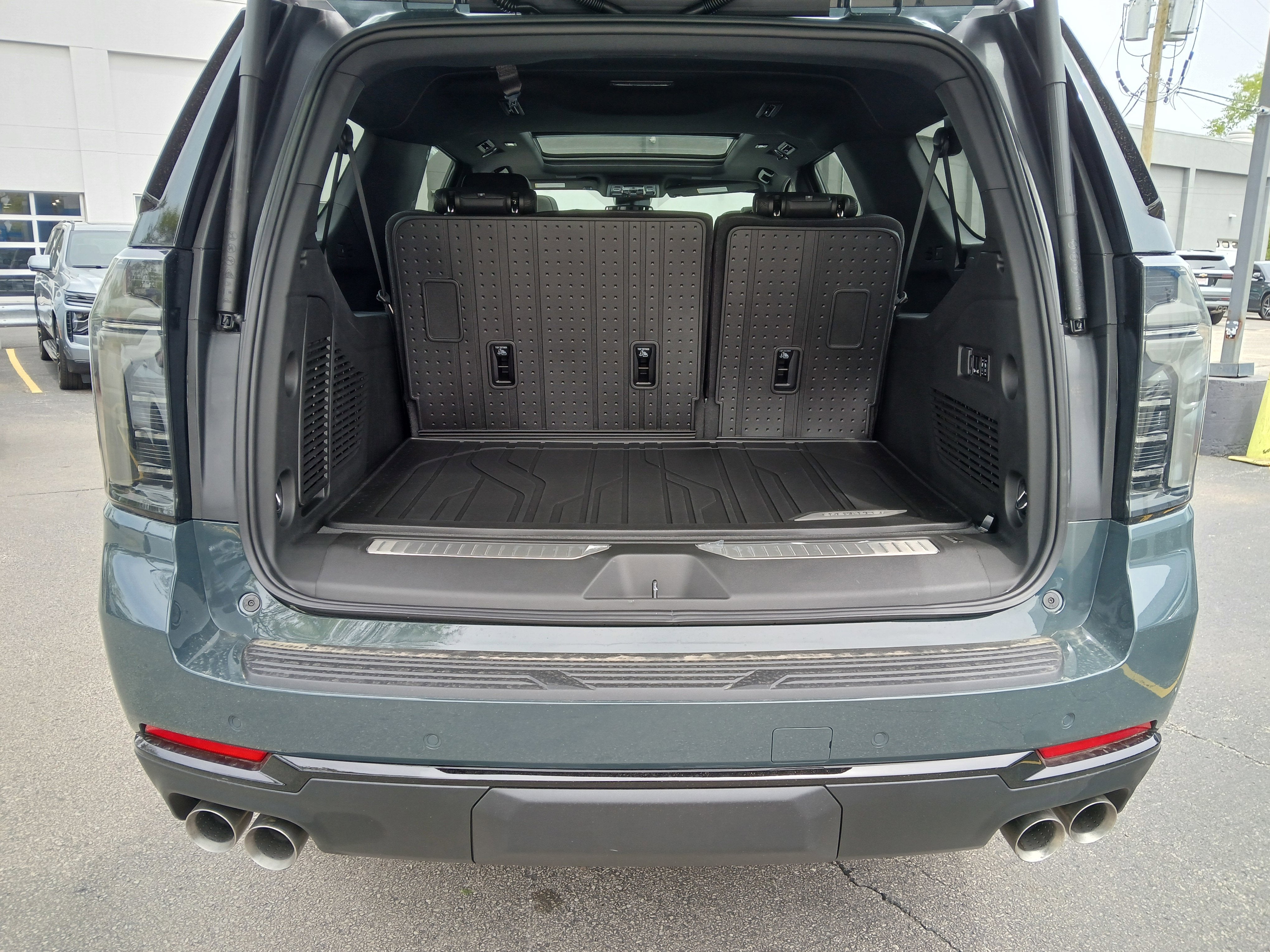 2026 Chevrolet Suburban Z71