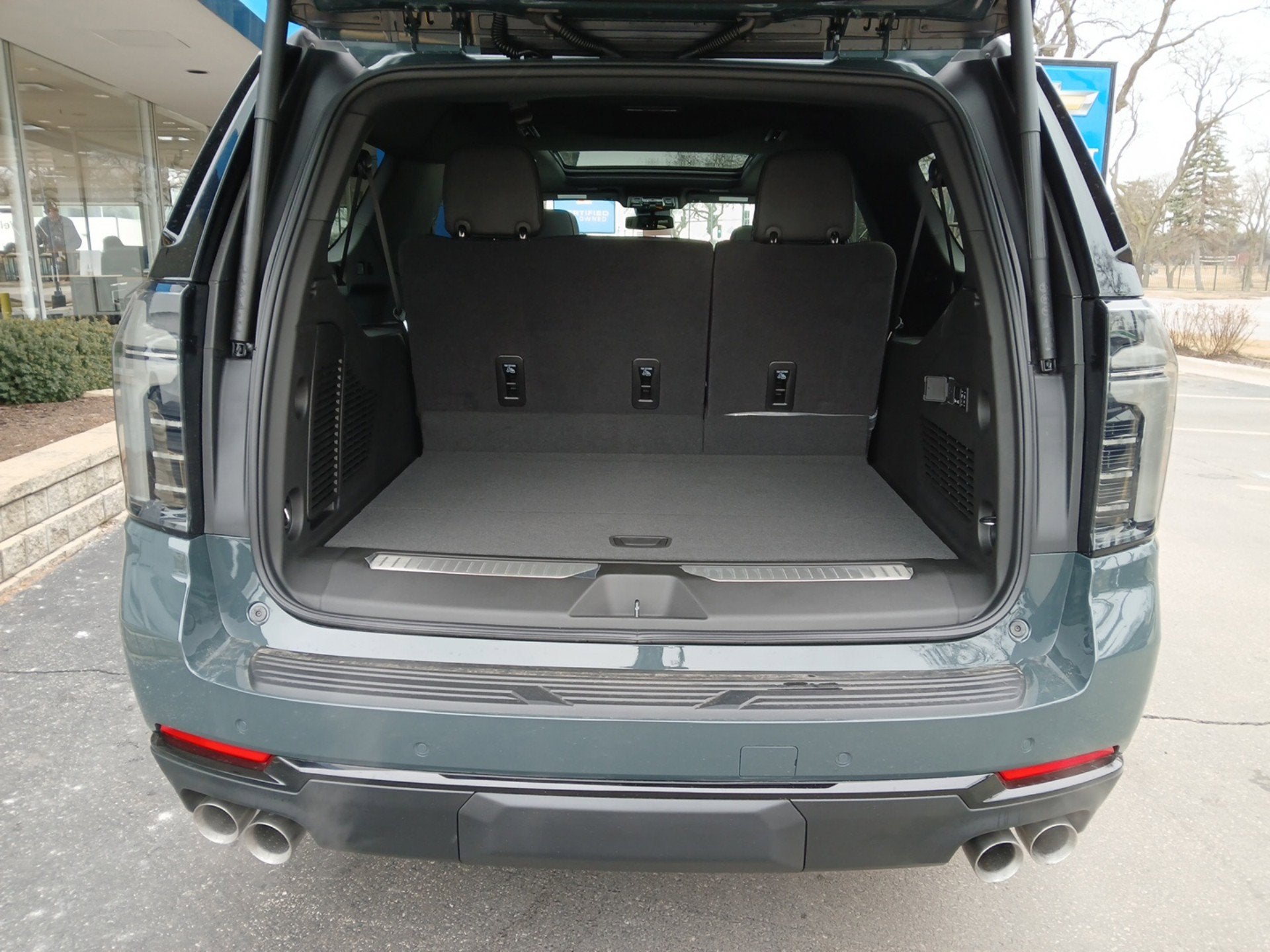 2026 Chevrolet Suburban RST