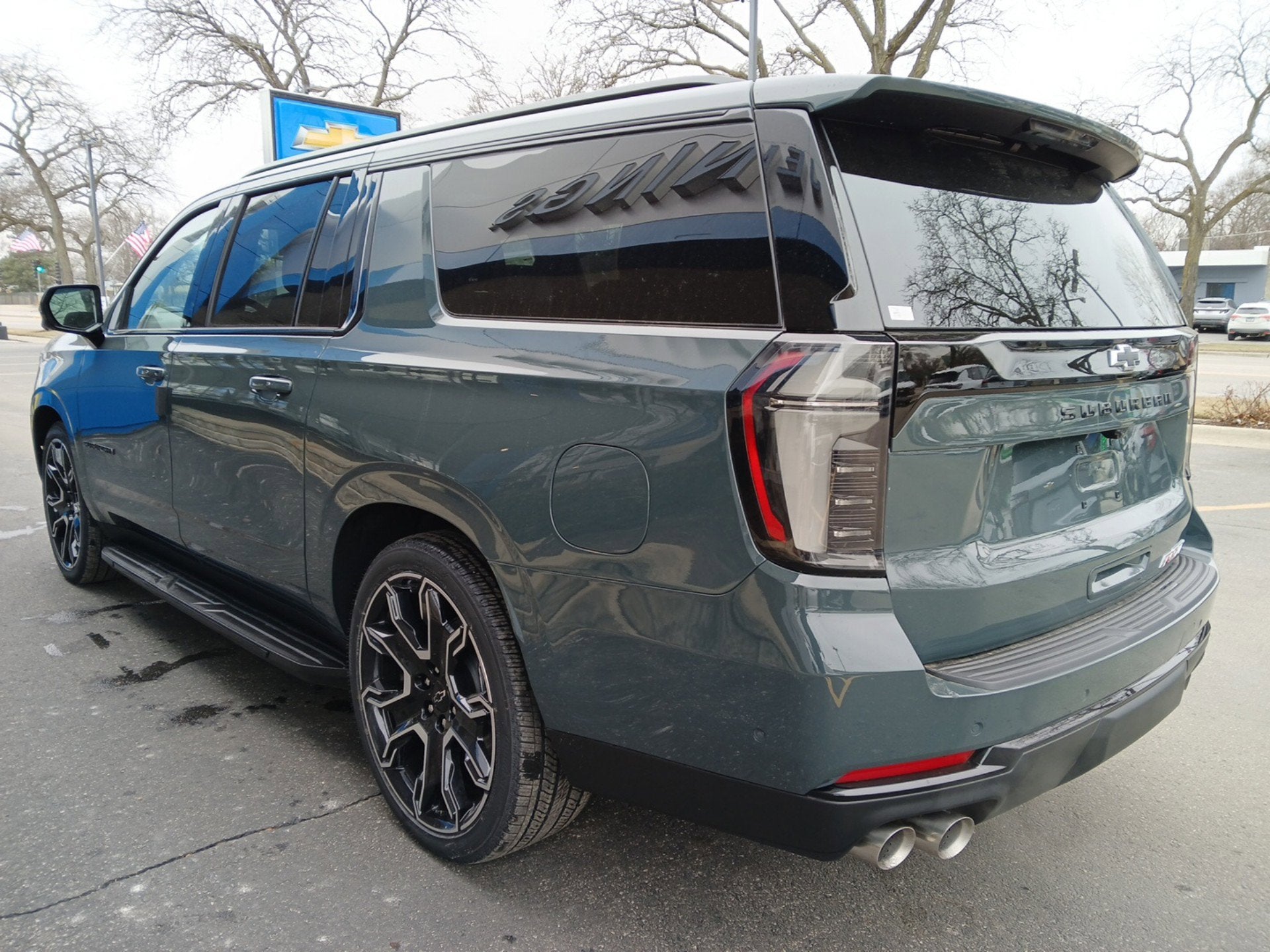 2026 Chevrolet Suburban RST