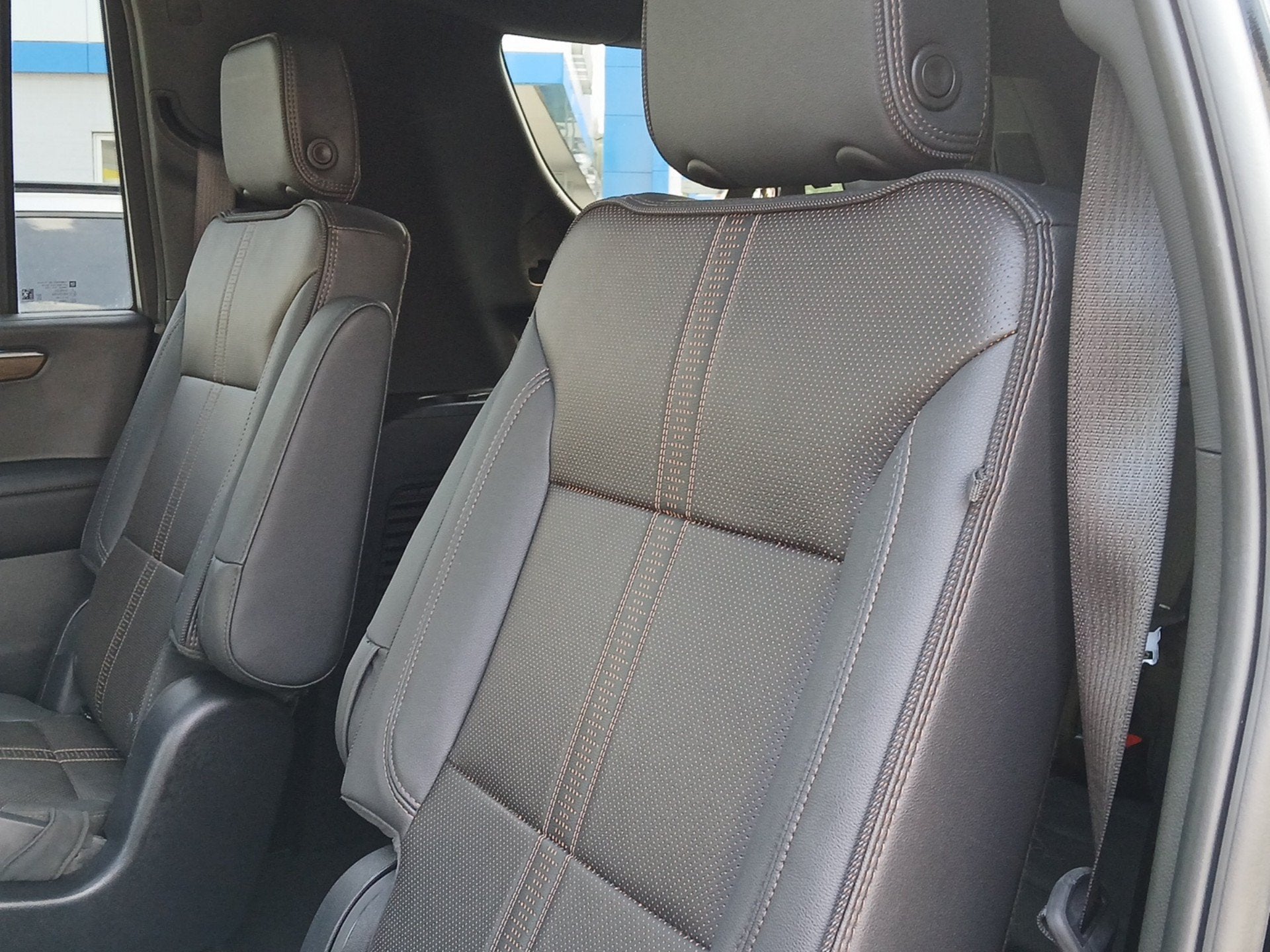 2025 Chevrolet Suburban High Country