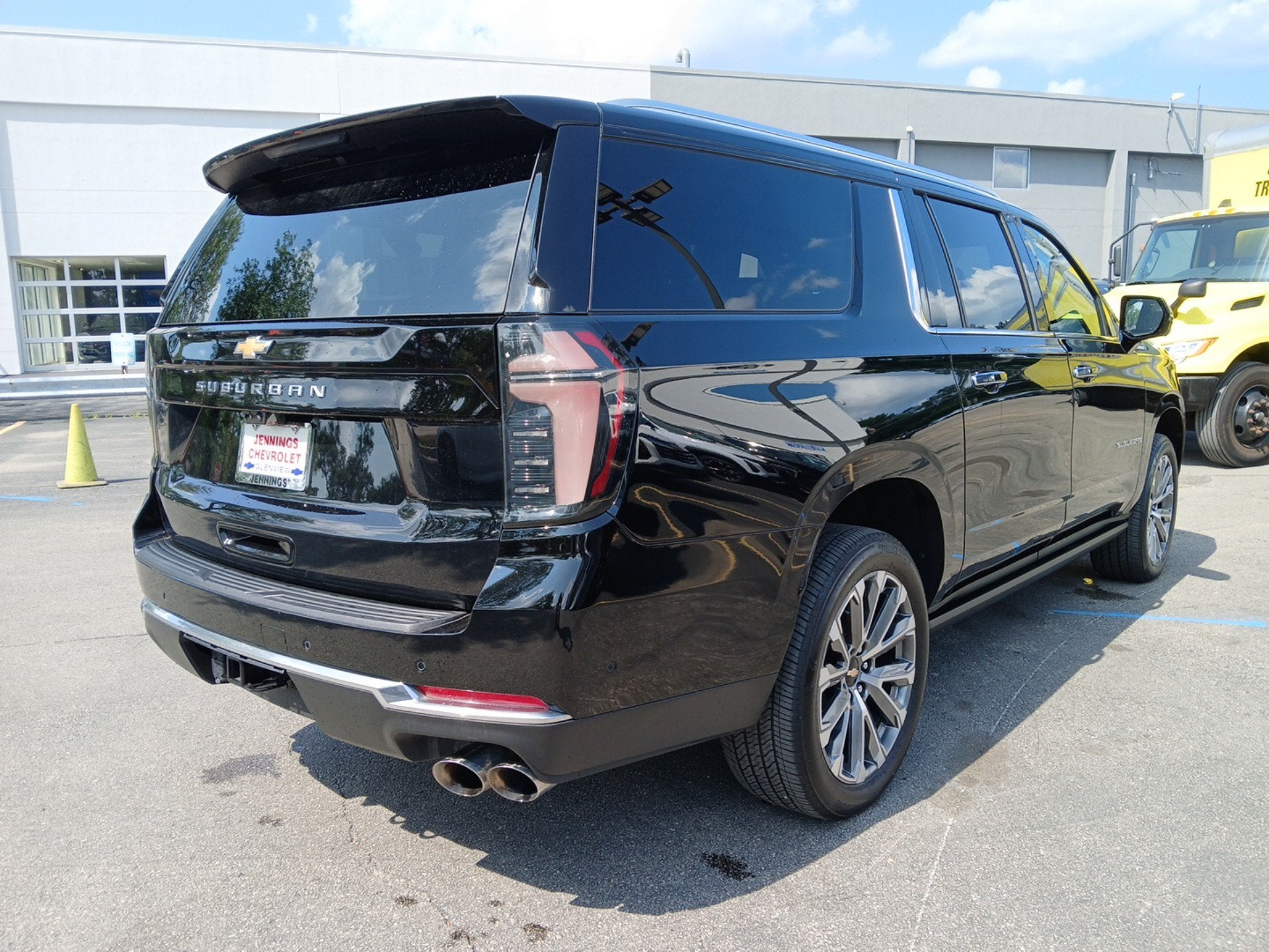 2025 Chevrolet Suburban High Country